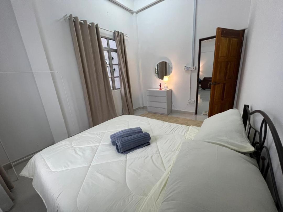 Three-Bedroom House photo 1