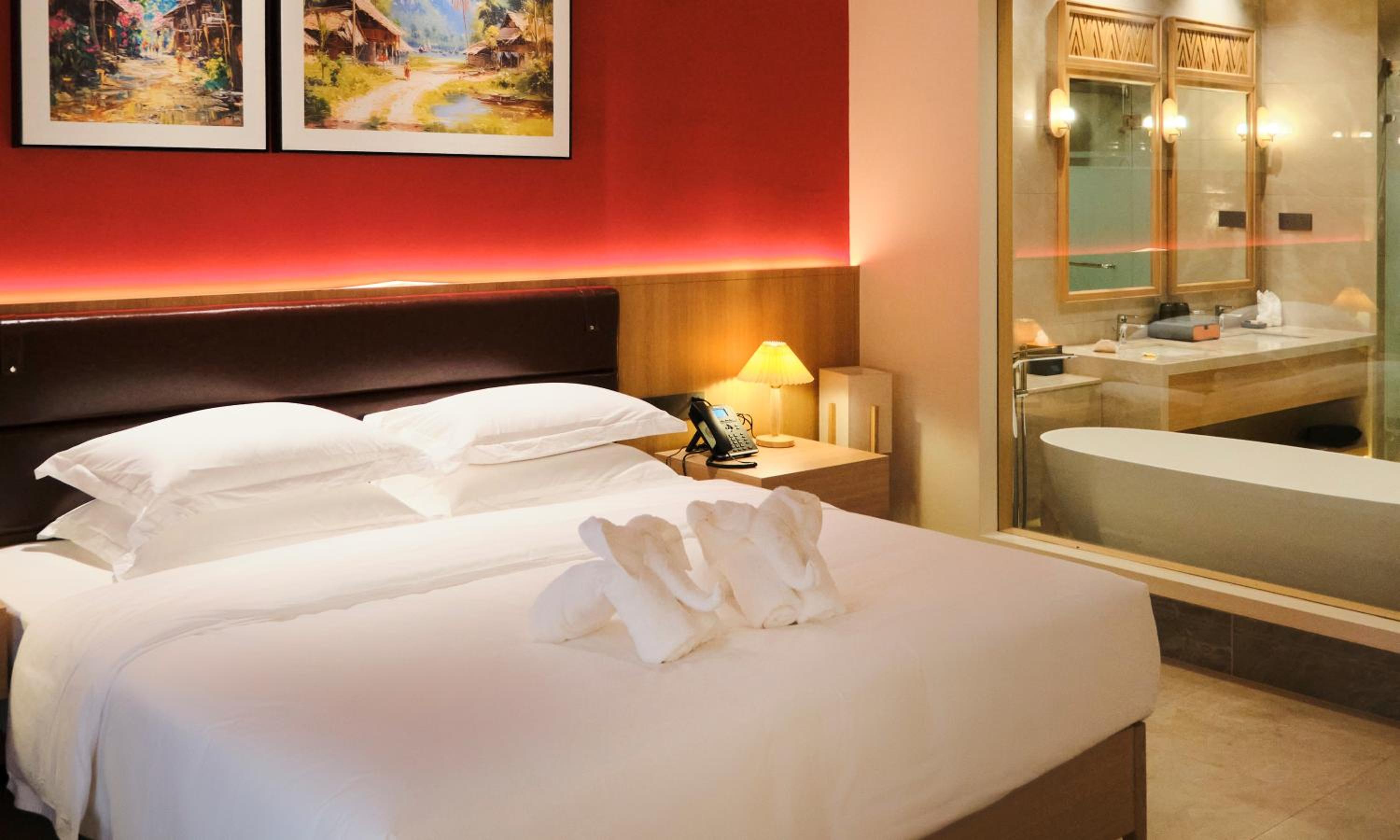 Deluxe Double Room photo 2