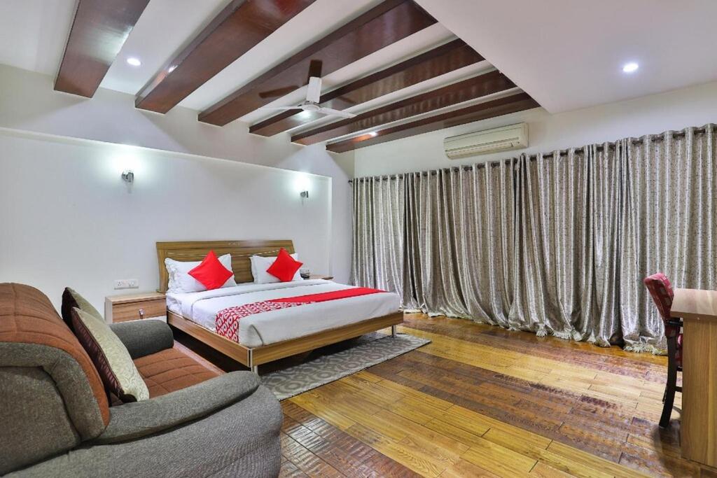 Superior King Room photo 1