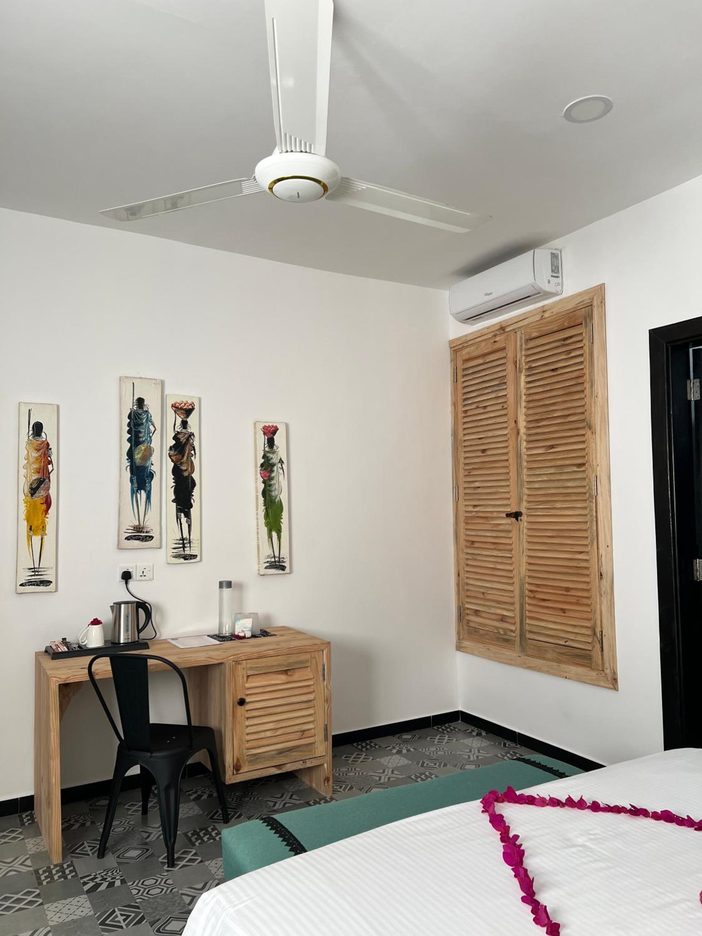  Superior Plus Room - Photo 3