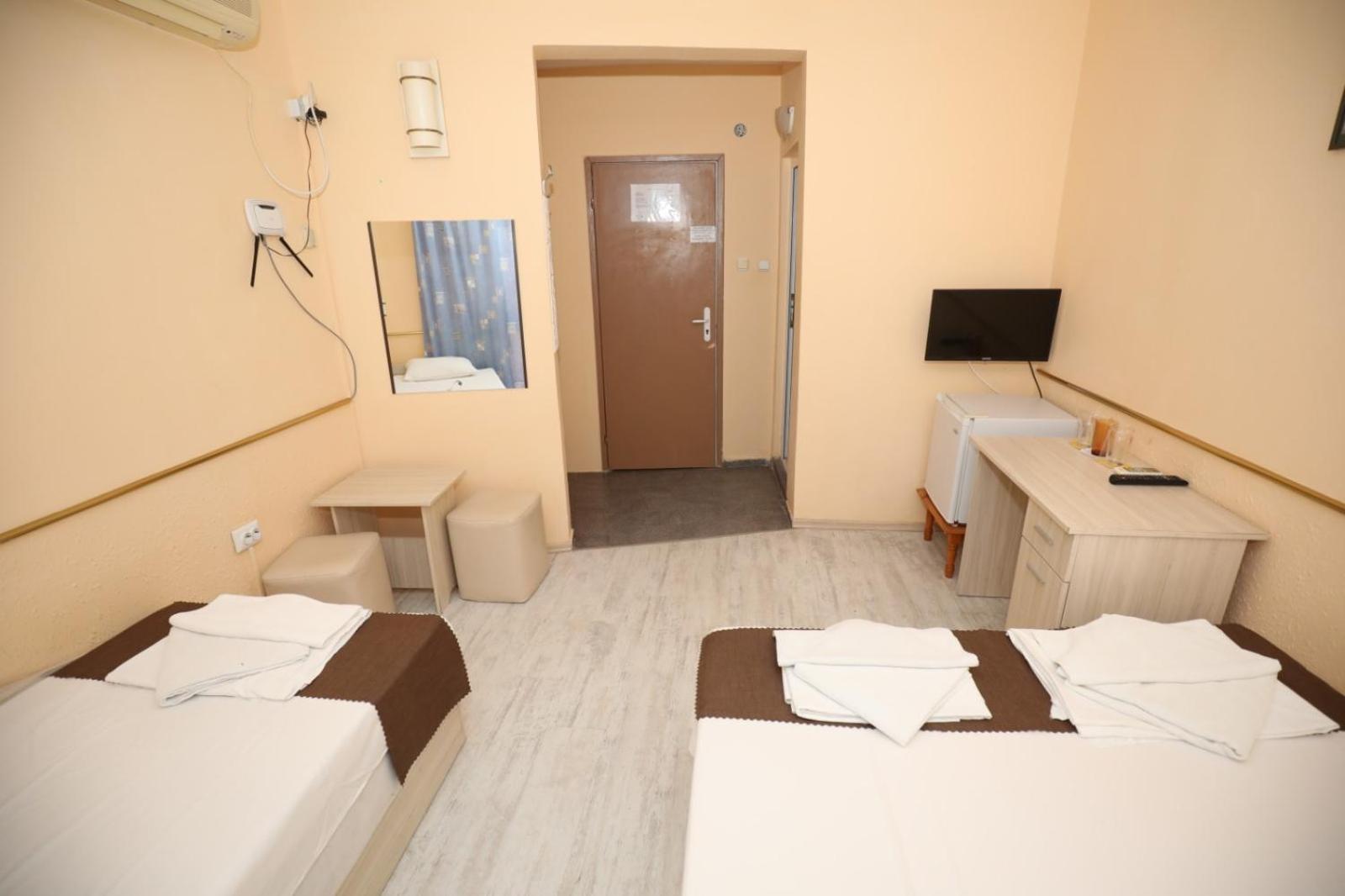 Triple Room with Sea View photo 3