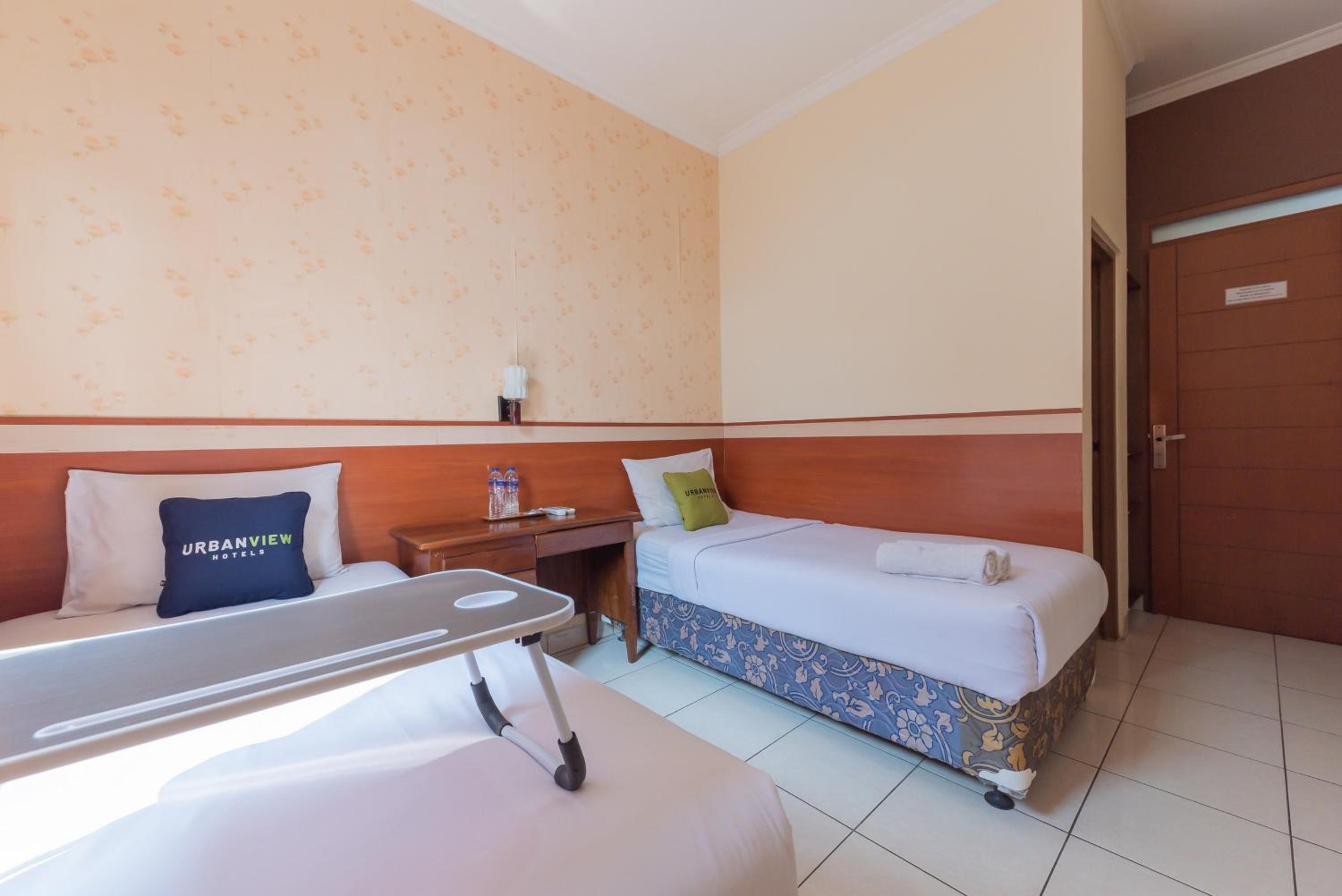 Deluxe Twin Room - Photo 6