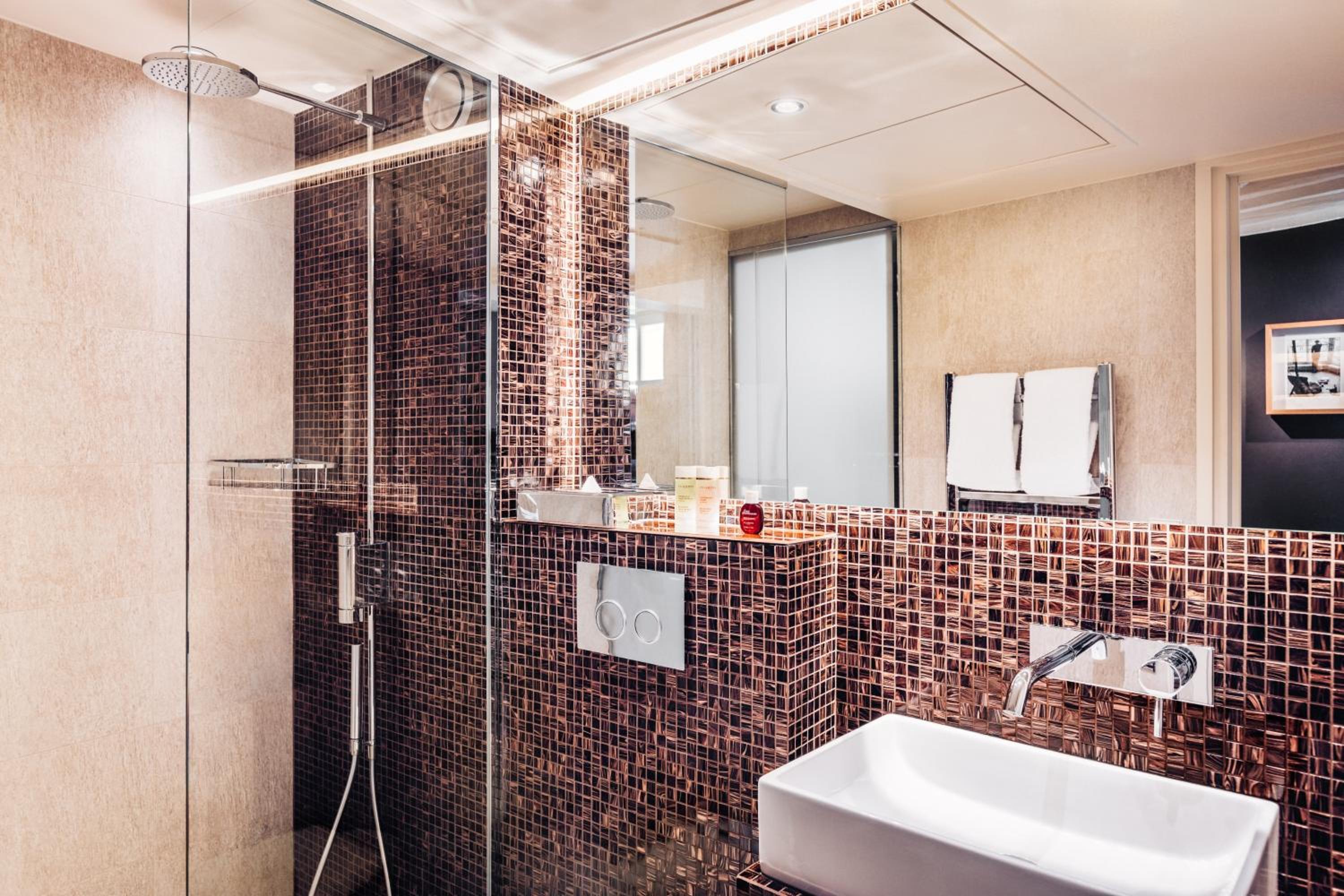 Club Junior Suite photo 2