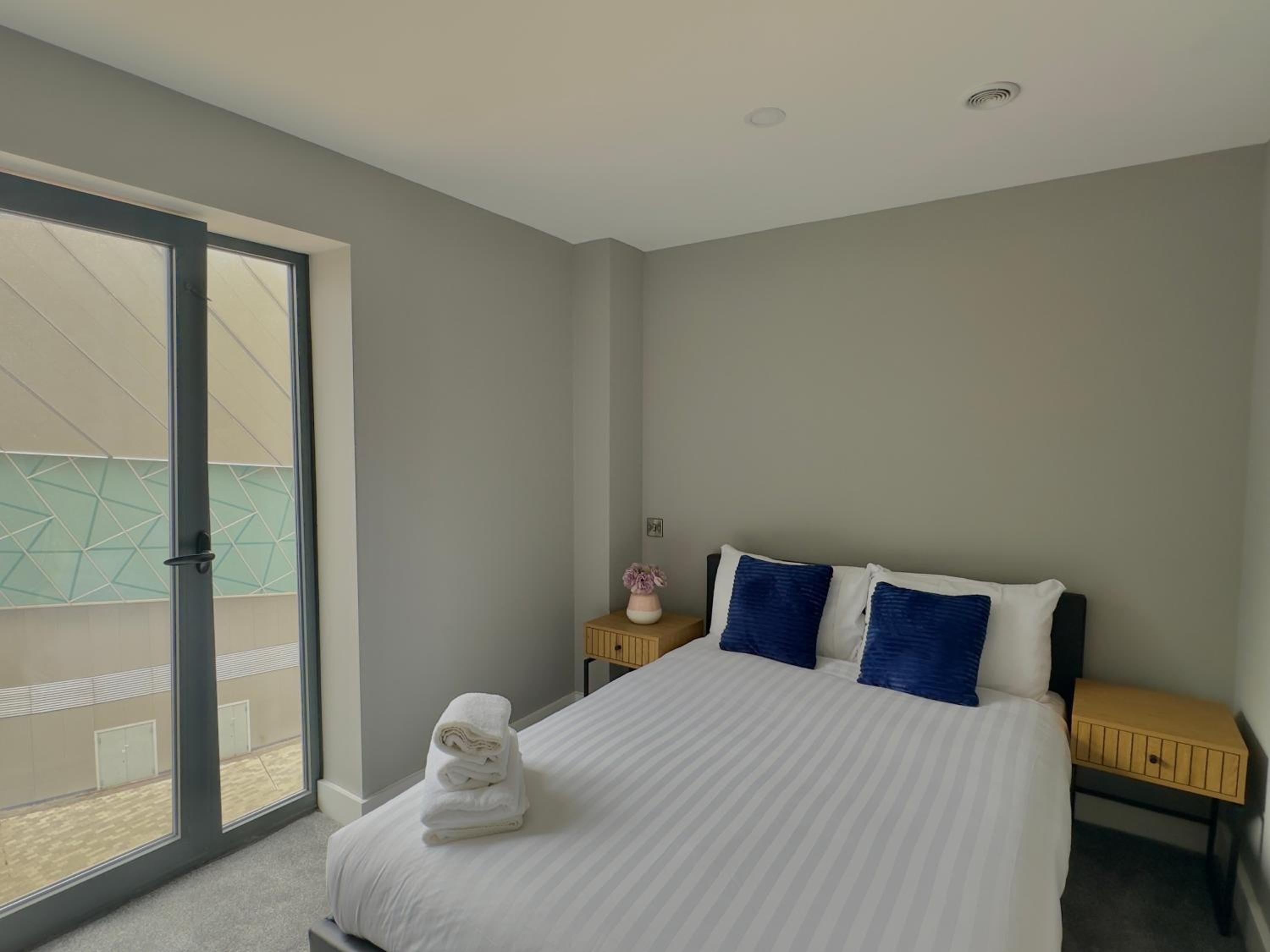 Two-Bedroom Apartment - Photo 3