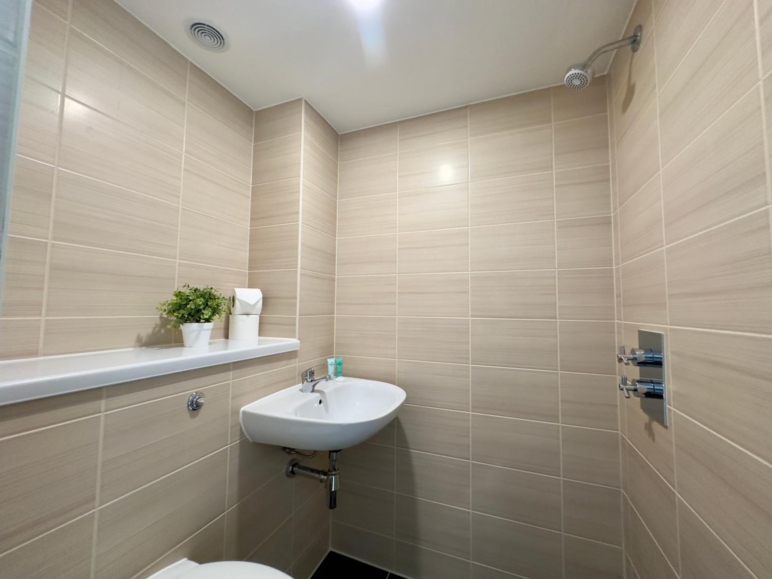 Two-Bedroom Apartment - Photo 12