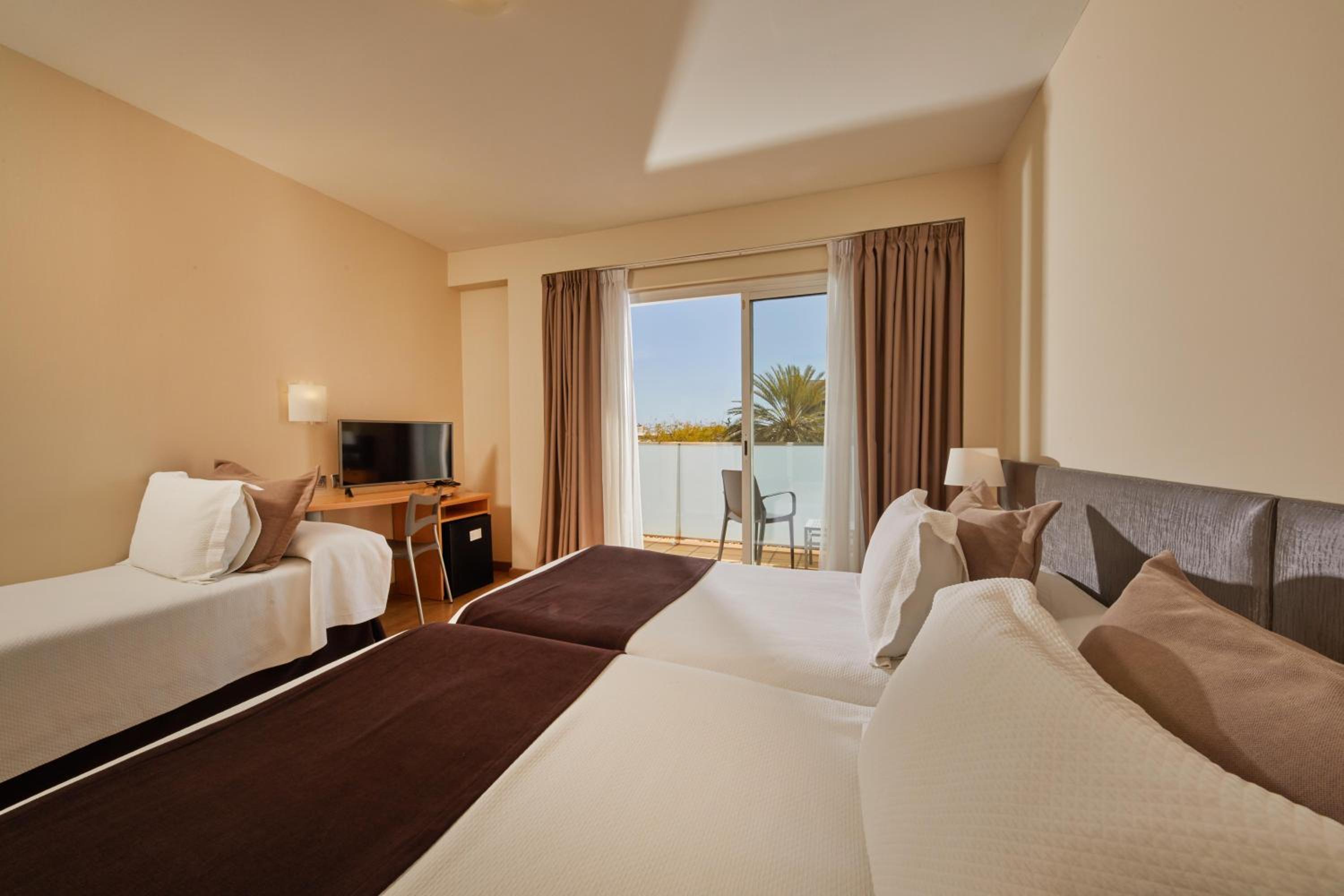 Triple Room with Balcony