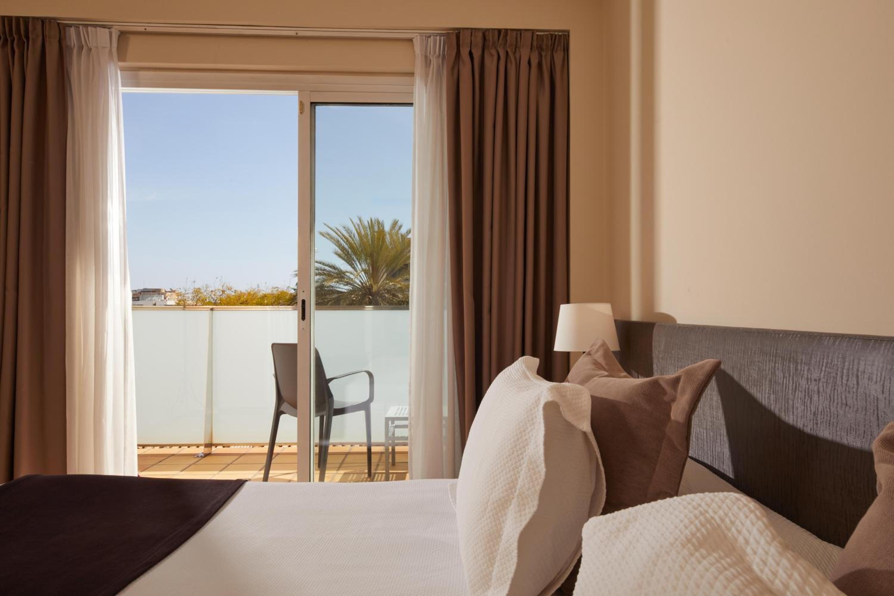 Triple Room with Balcony
