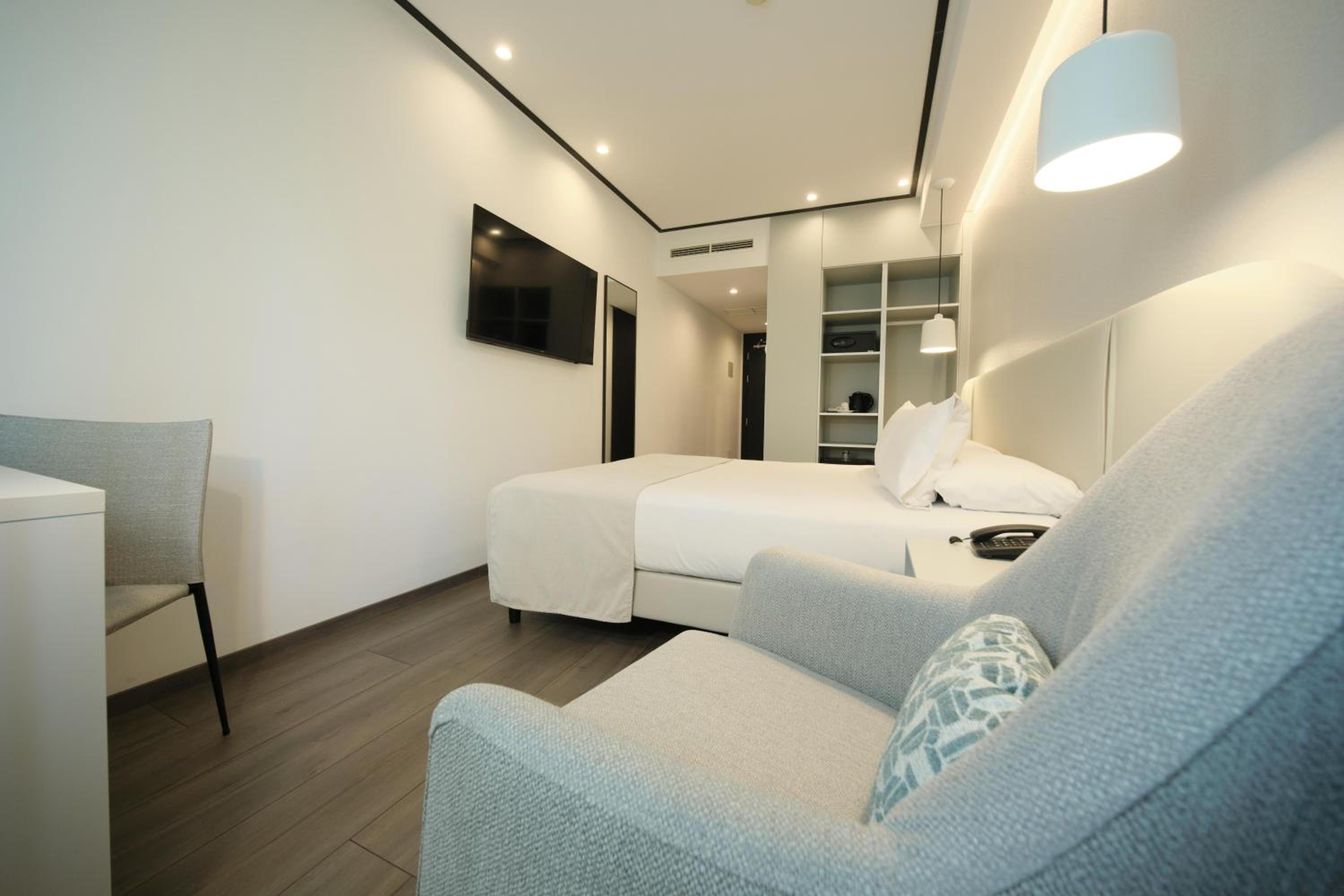 Single Room - Photo 4