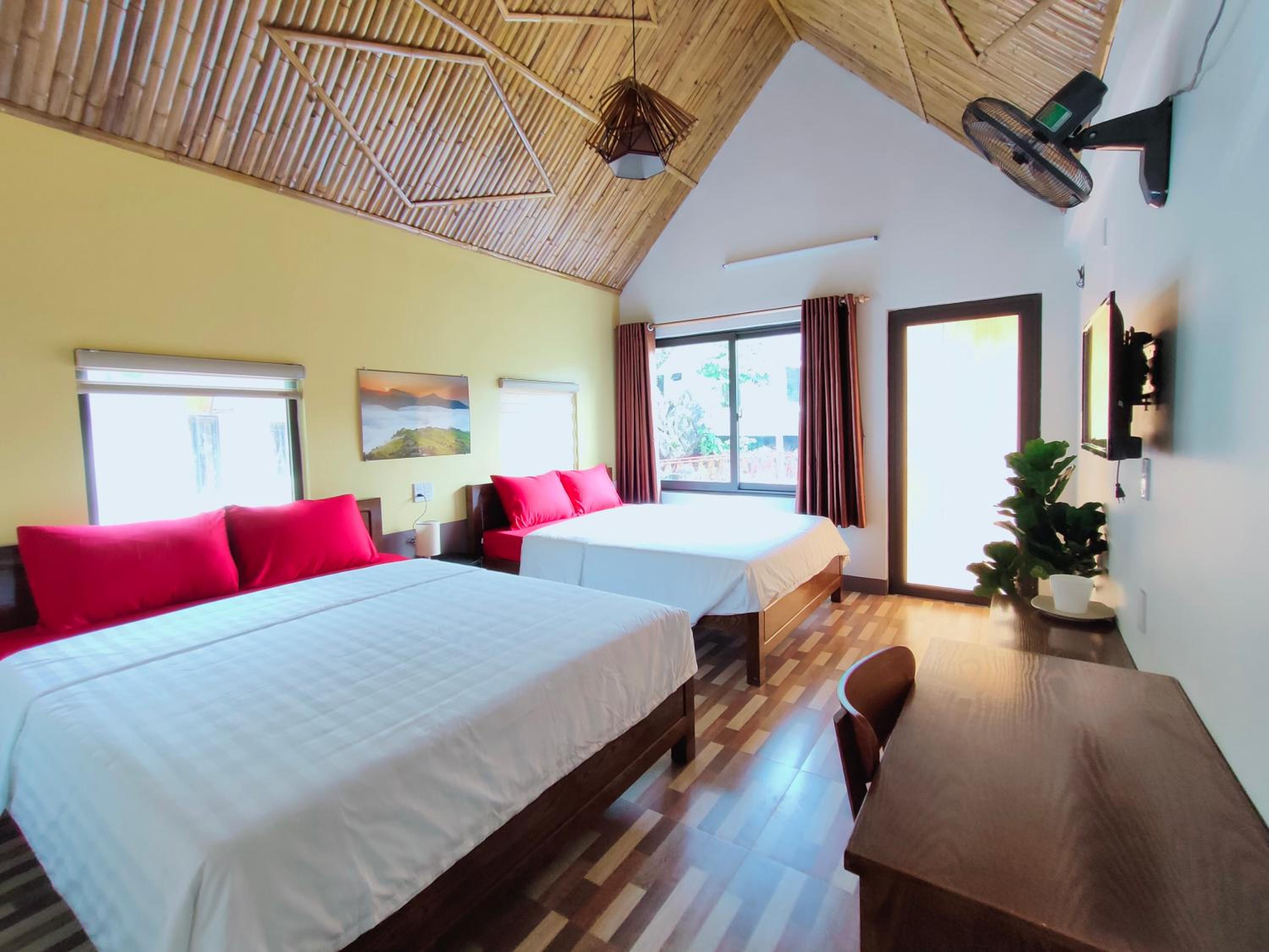 Family Bungalow photo 3