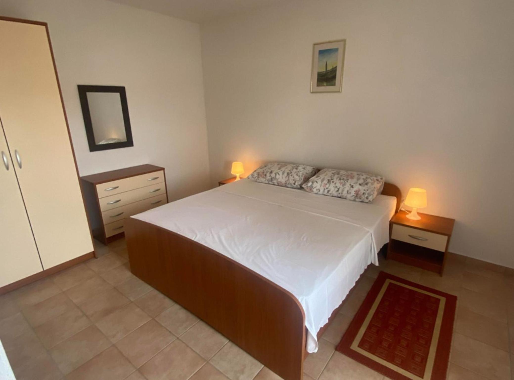 Three Bedroom Apartment with Balcony photo 3