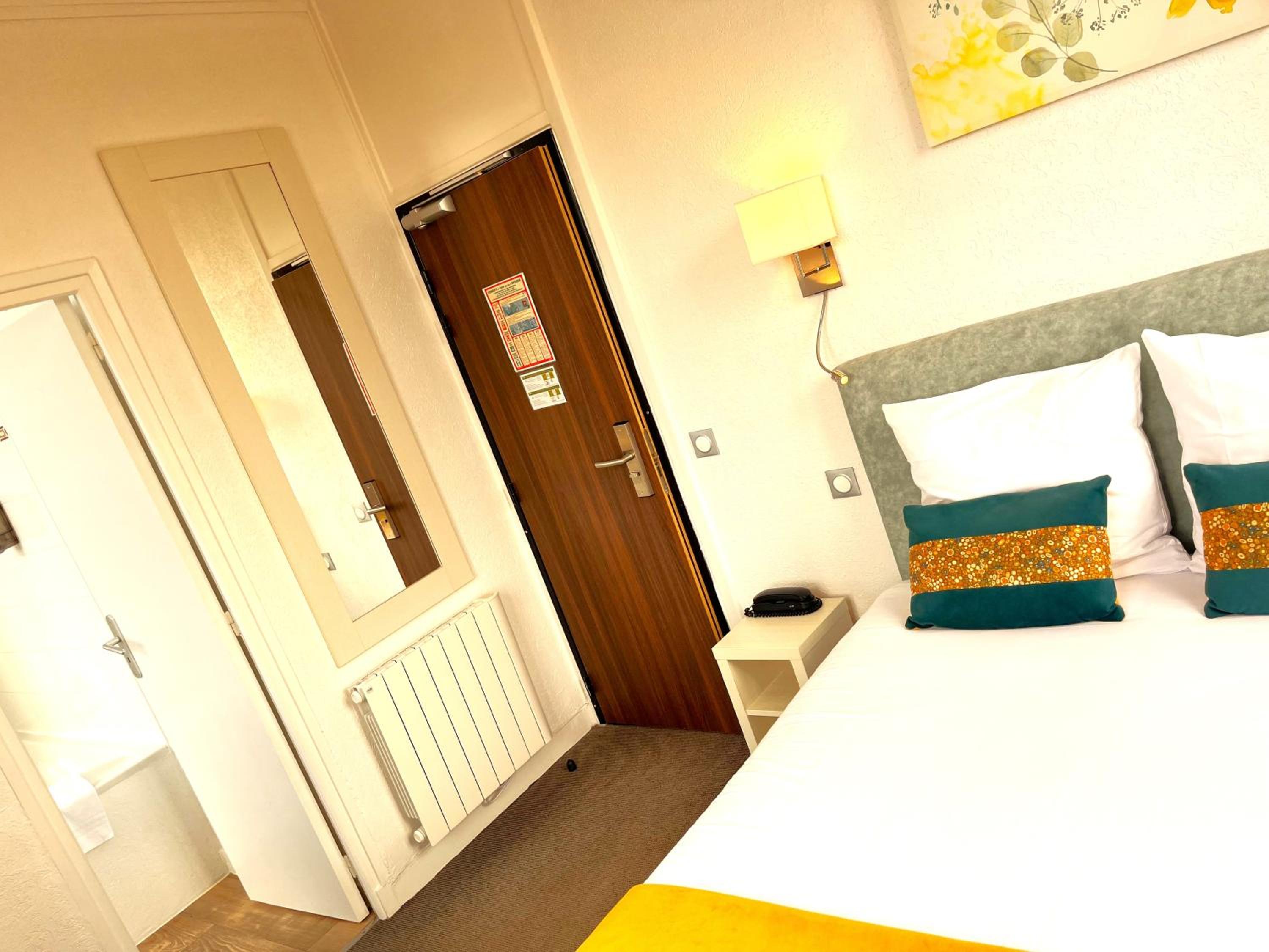 Standard Double Room with Garden View photo 2