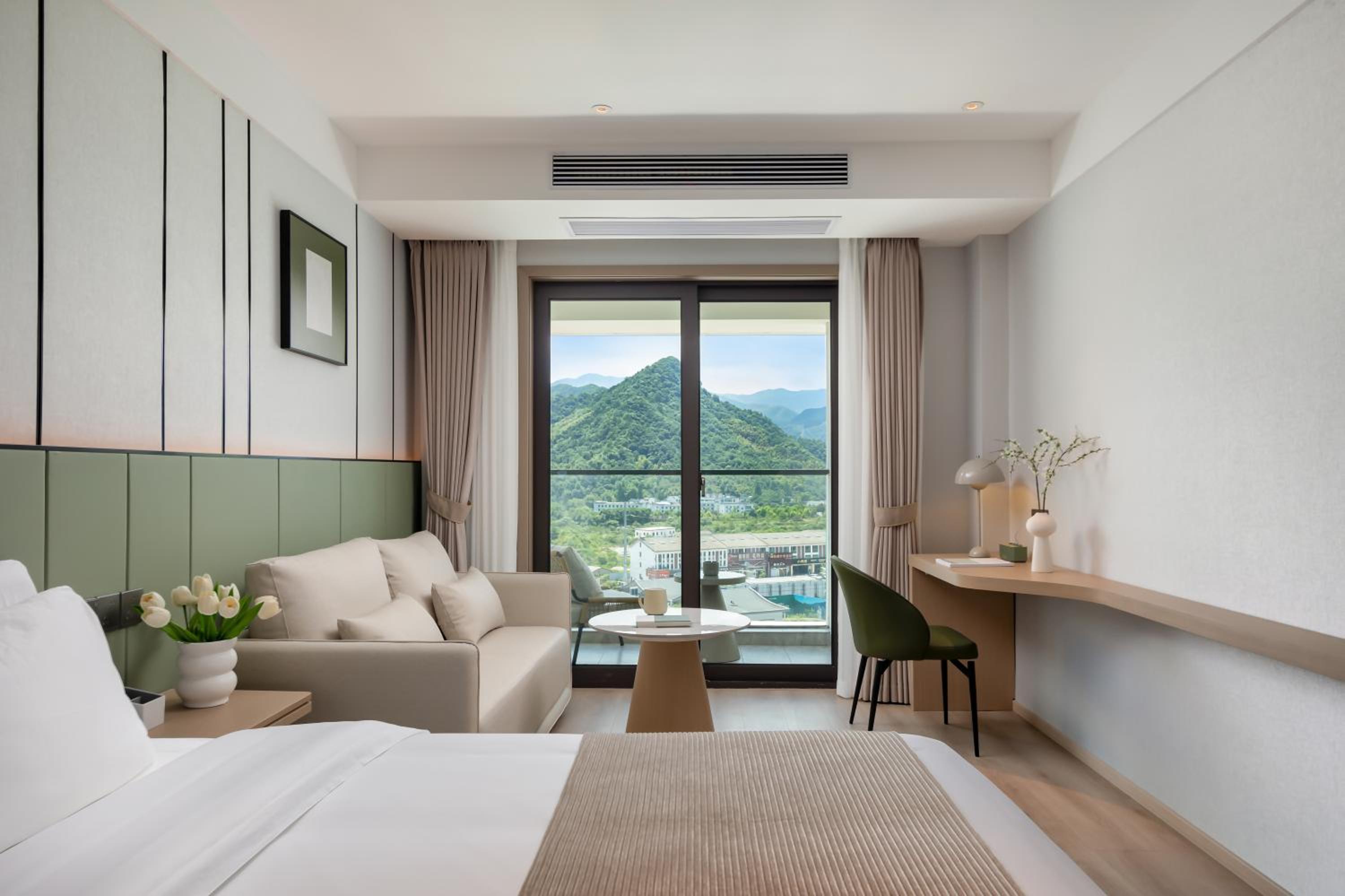King Room With Mountain View