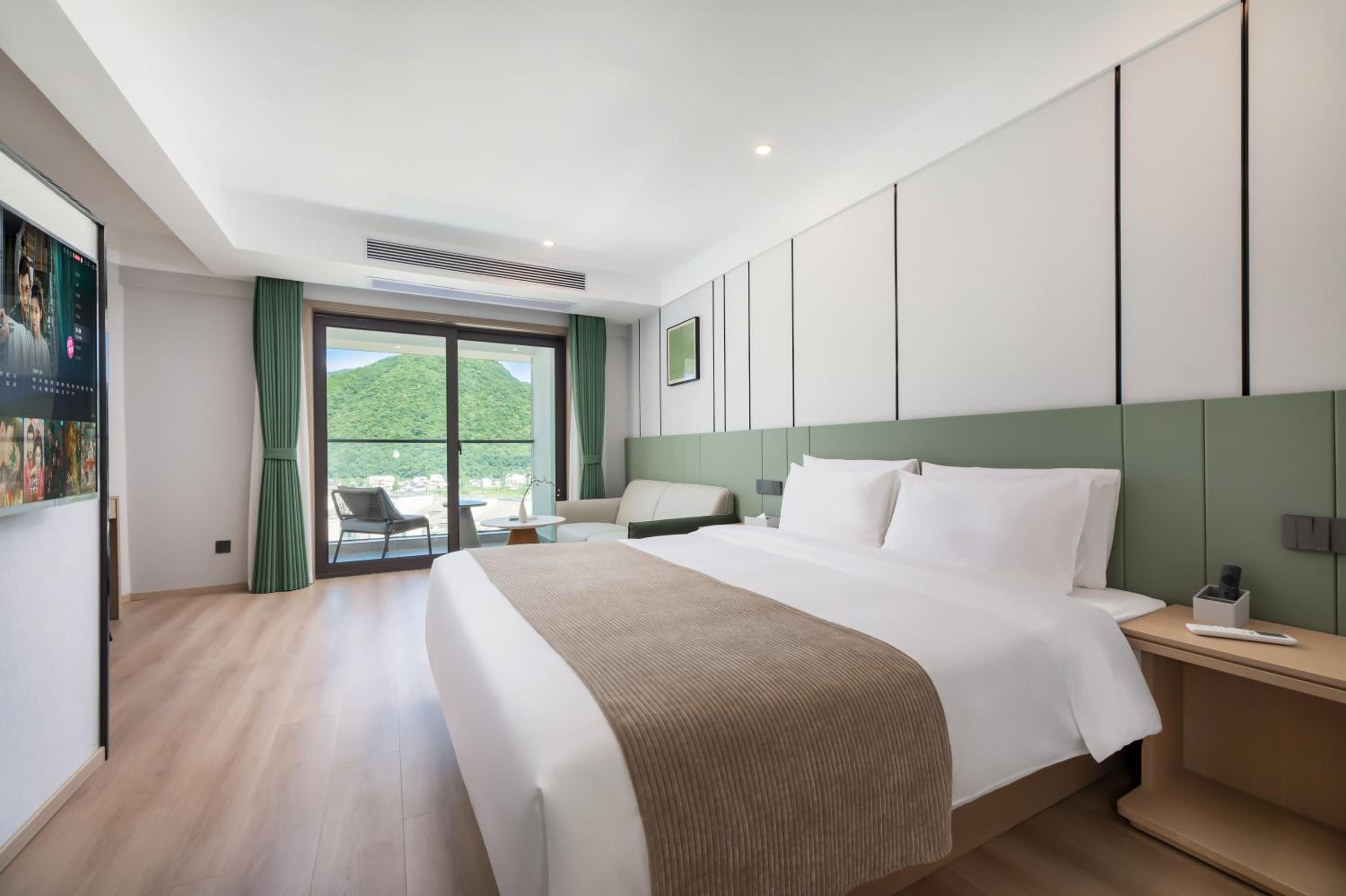 King Room With Mountain View photo 3