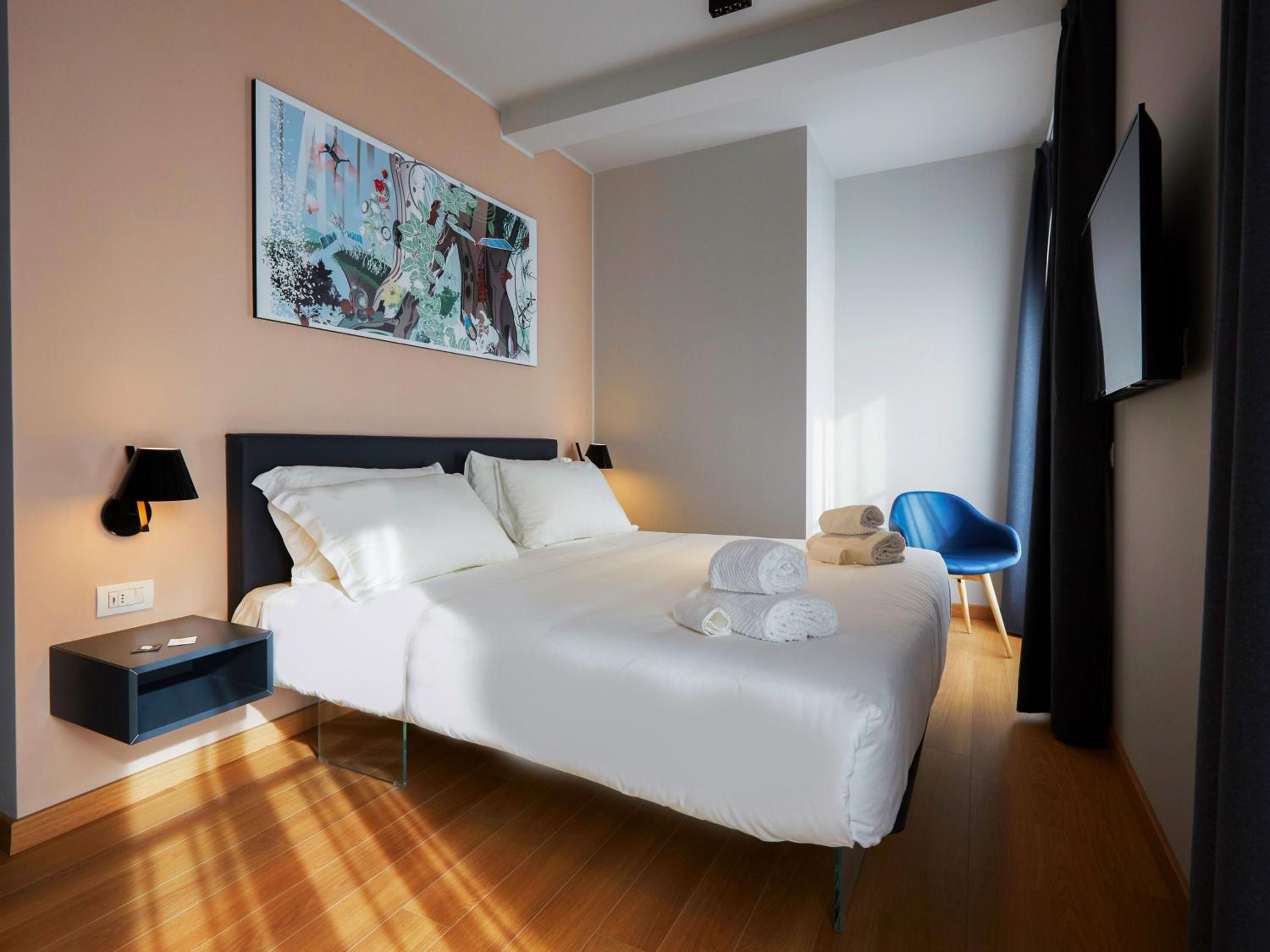 Available room