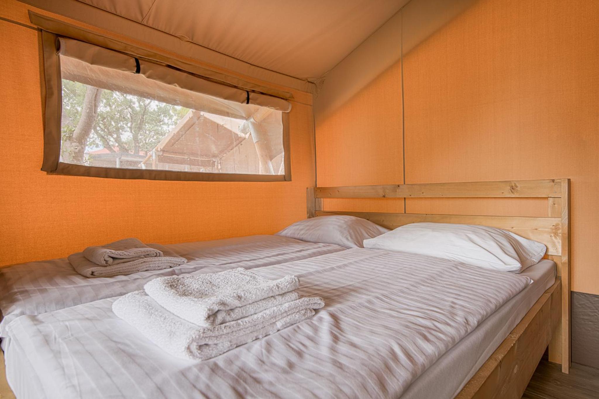 Two-Bedroom Tent with Terrace photo 2