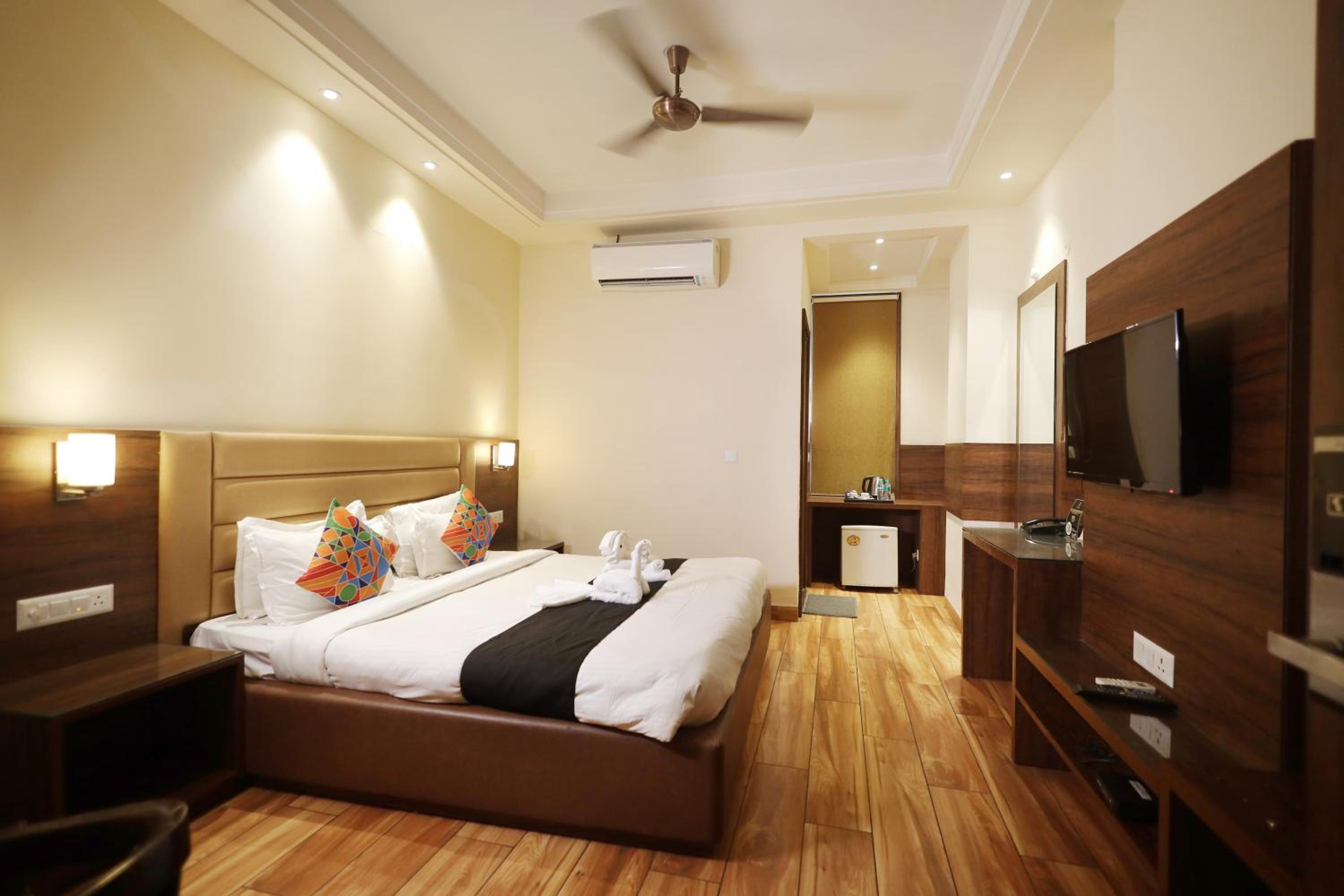 Deluxe Room - Photo 1