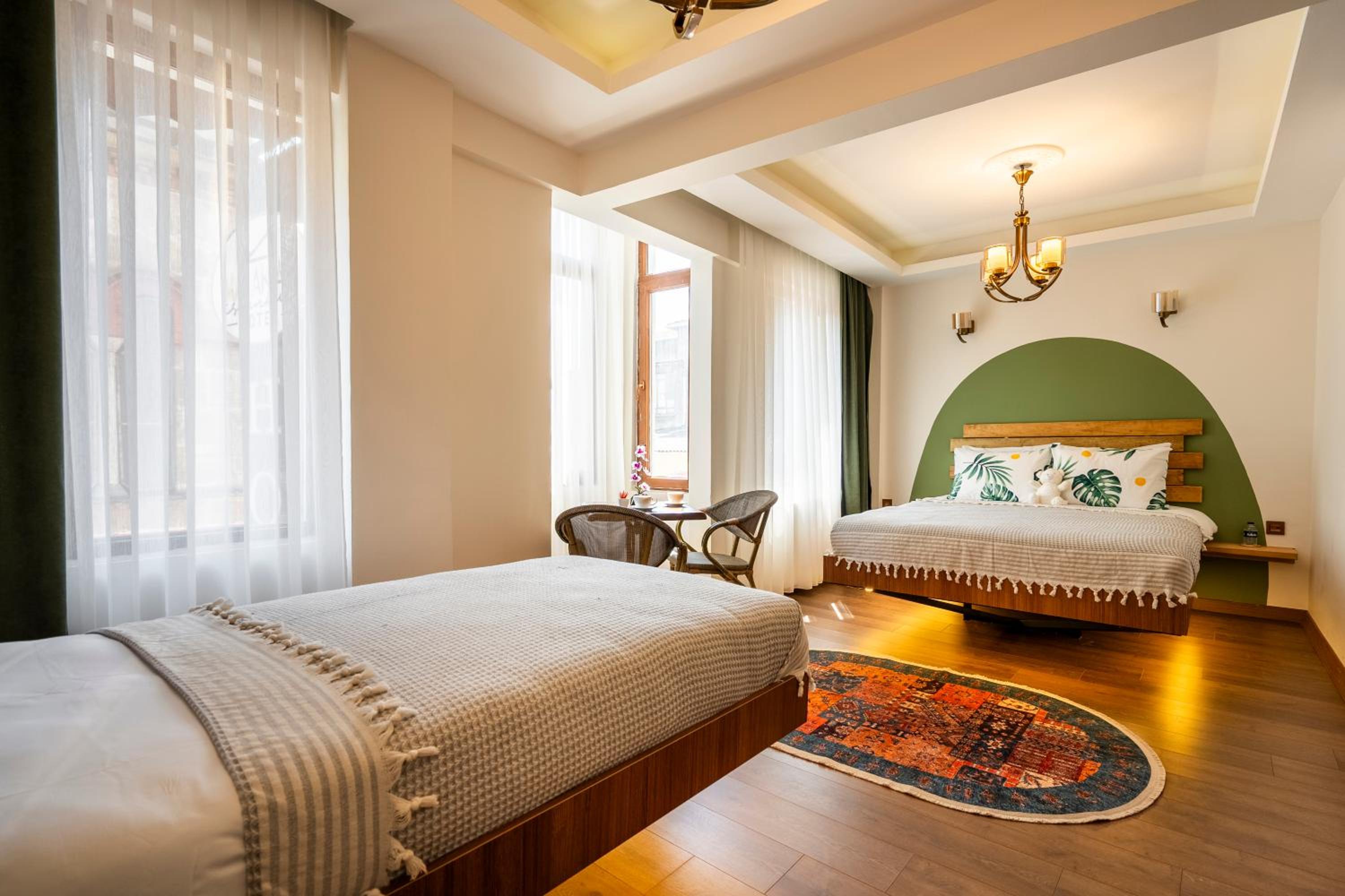 Family Room with Balcony photo 1