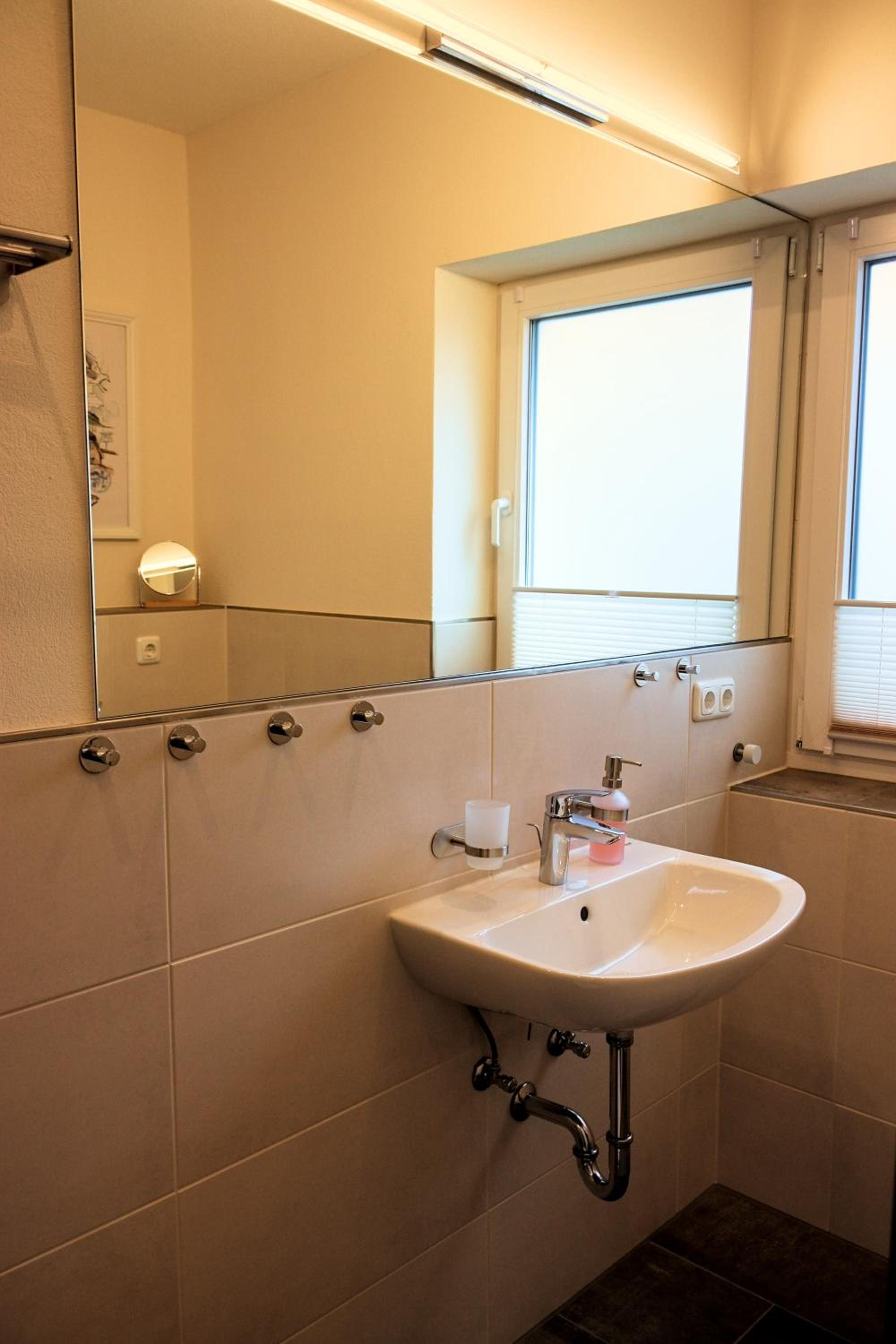 One-Bedroom Apartment with Terrace photo 3
