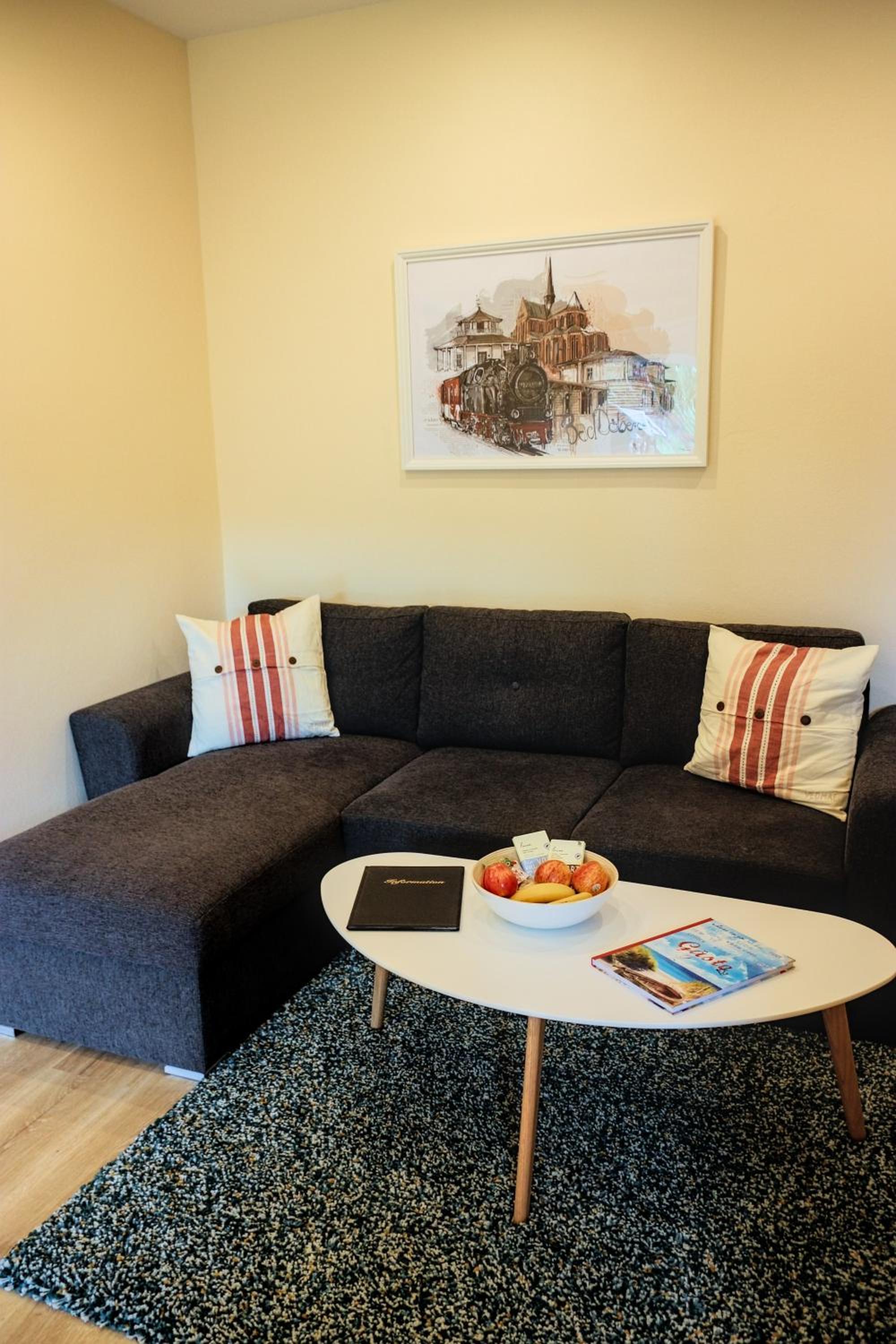 One-Bedroom Apartment with Terrace photo 1
