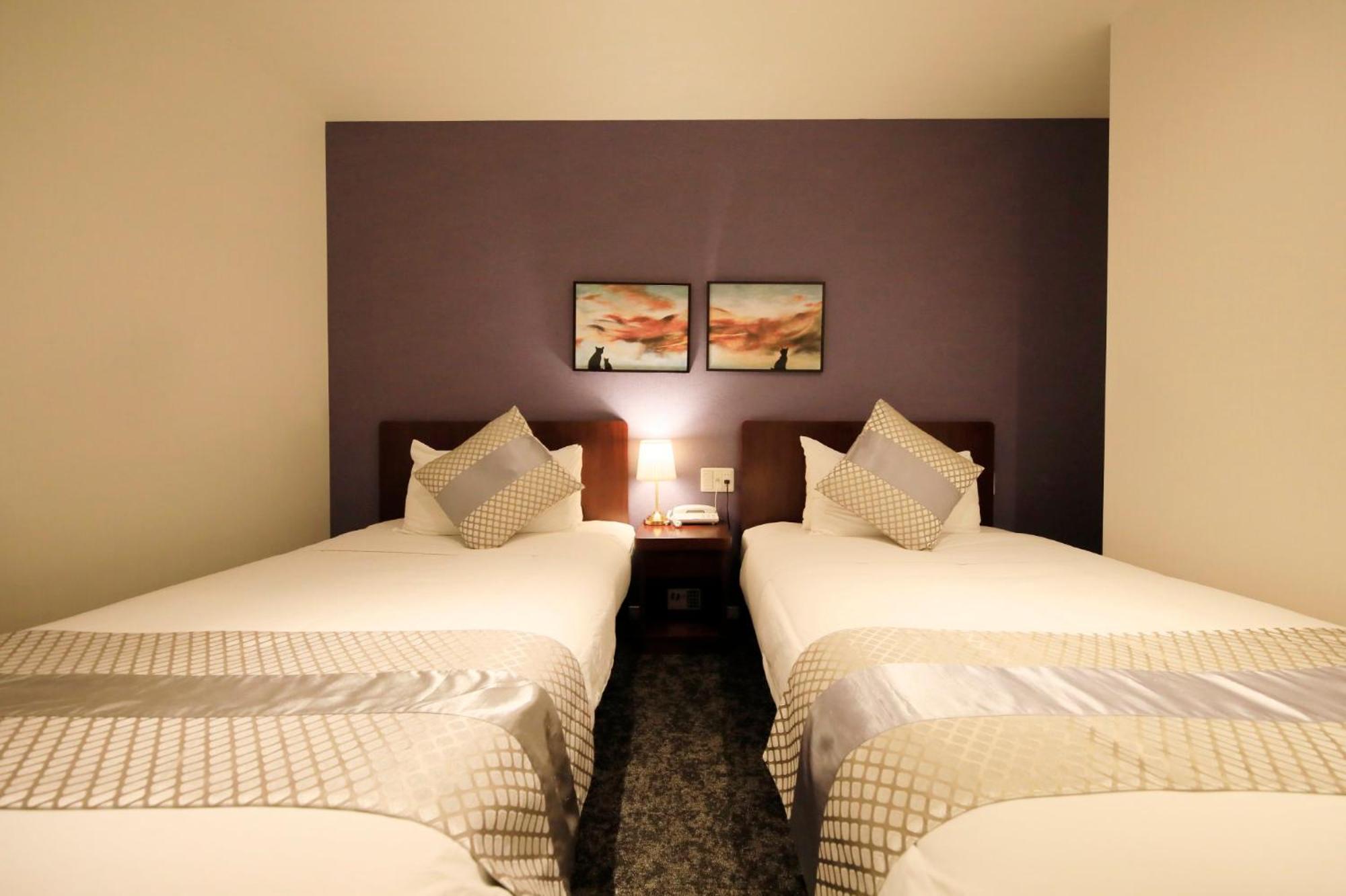 Standard Twin Room Nonsmoking