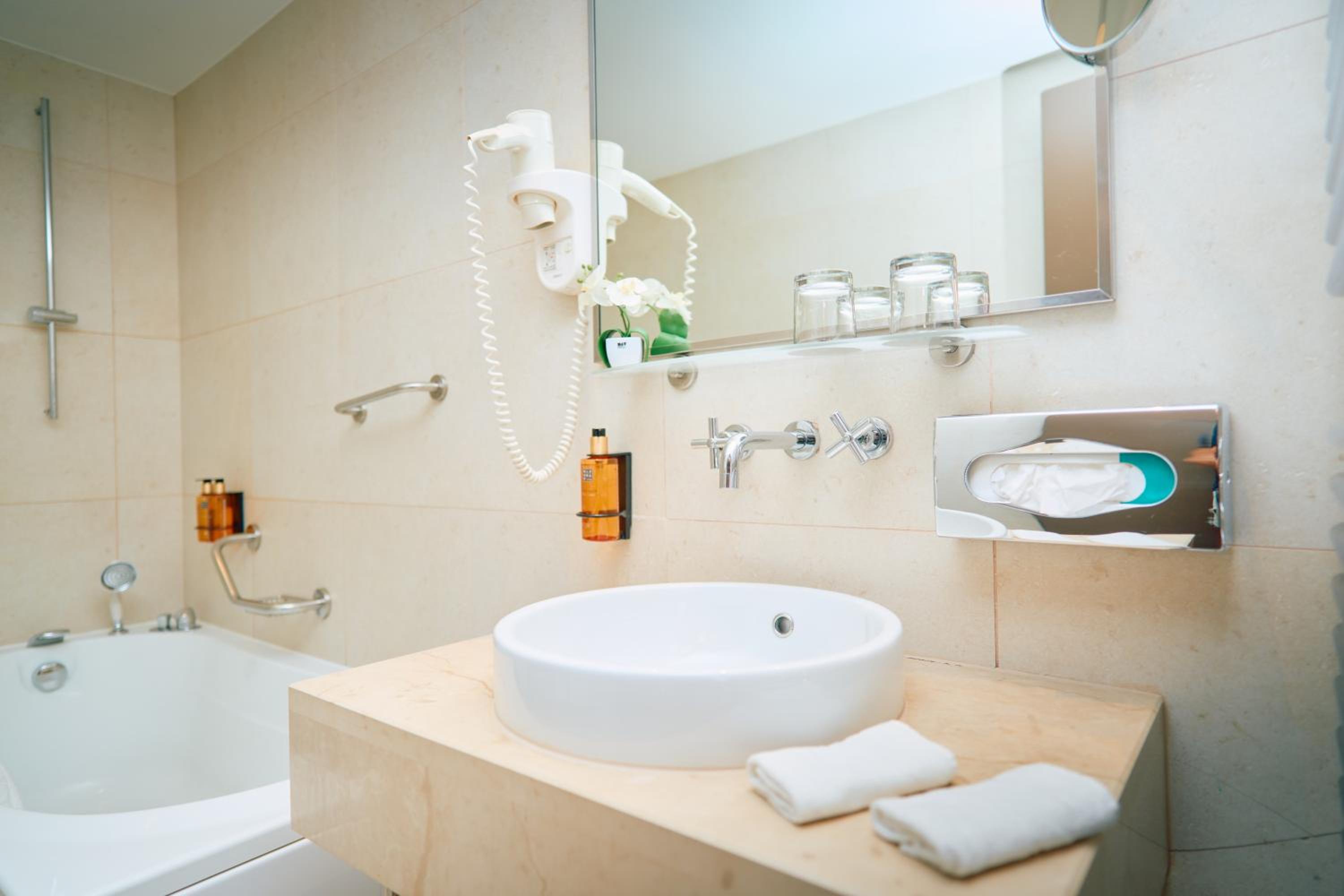 Standard Double or Twin Room, City View