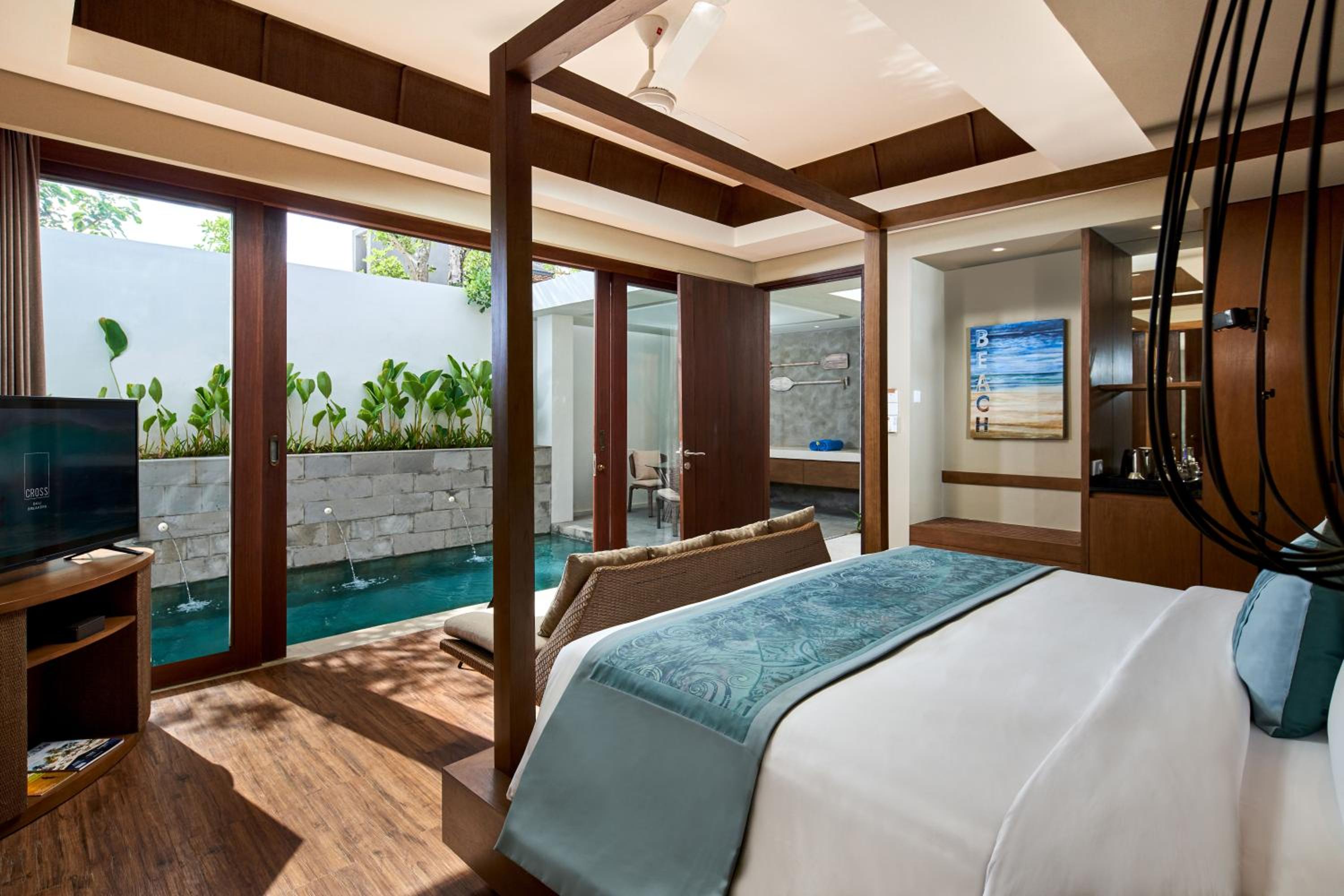 One Bedroom Deluxe Pool Villa with Balangan Beach Shuttle - Photo 2
