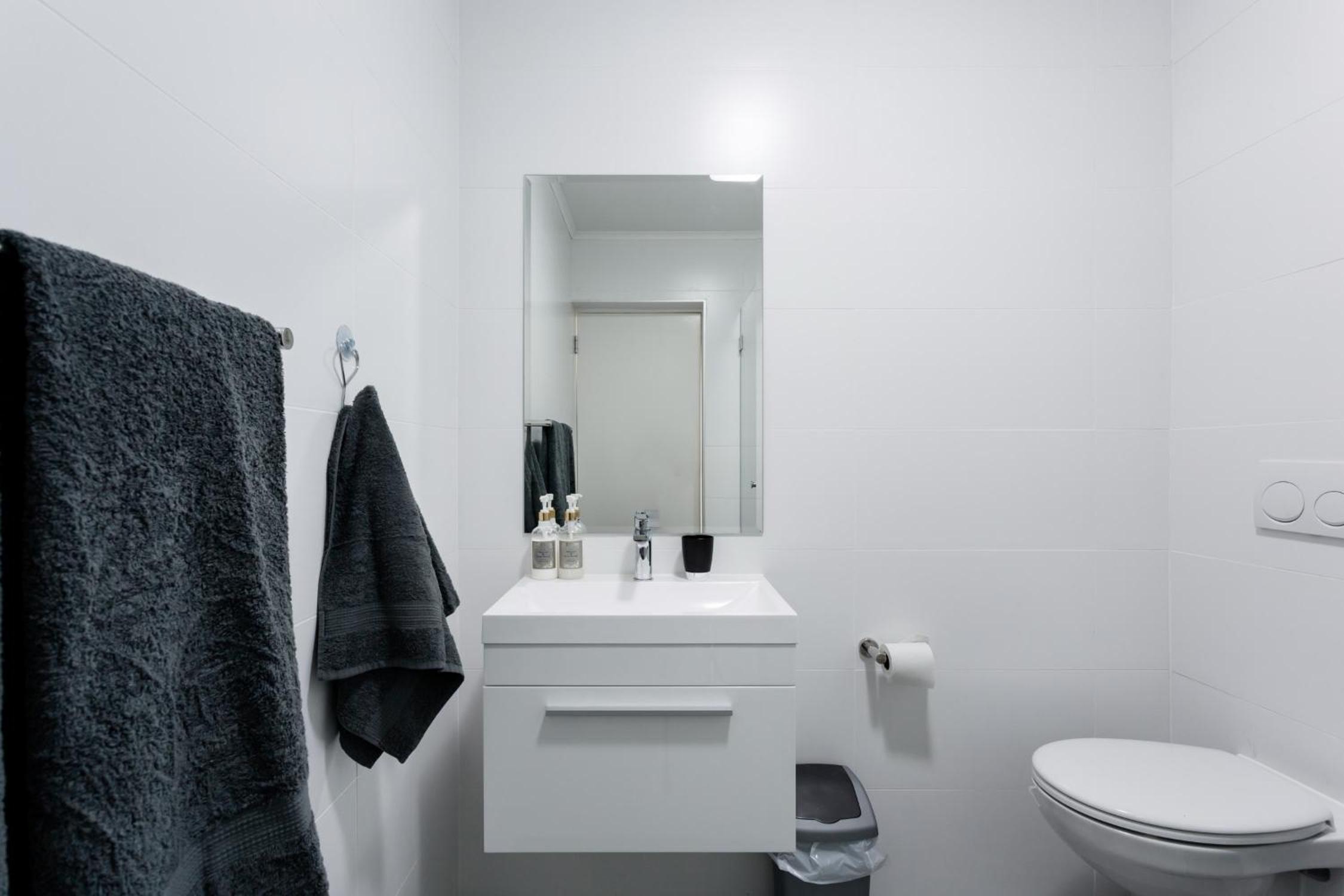 Two-Bedroom Apartment - Photo 38