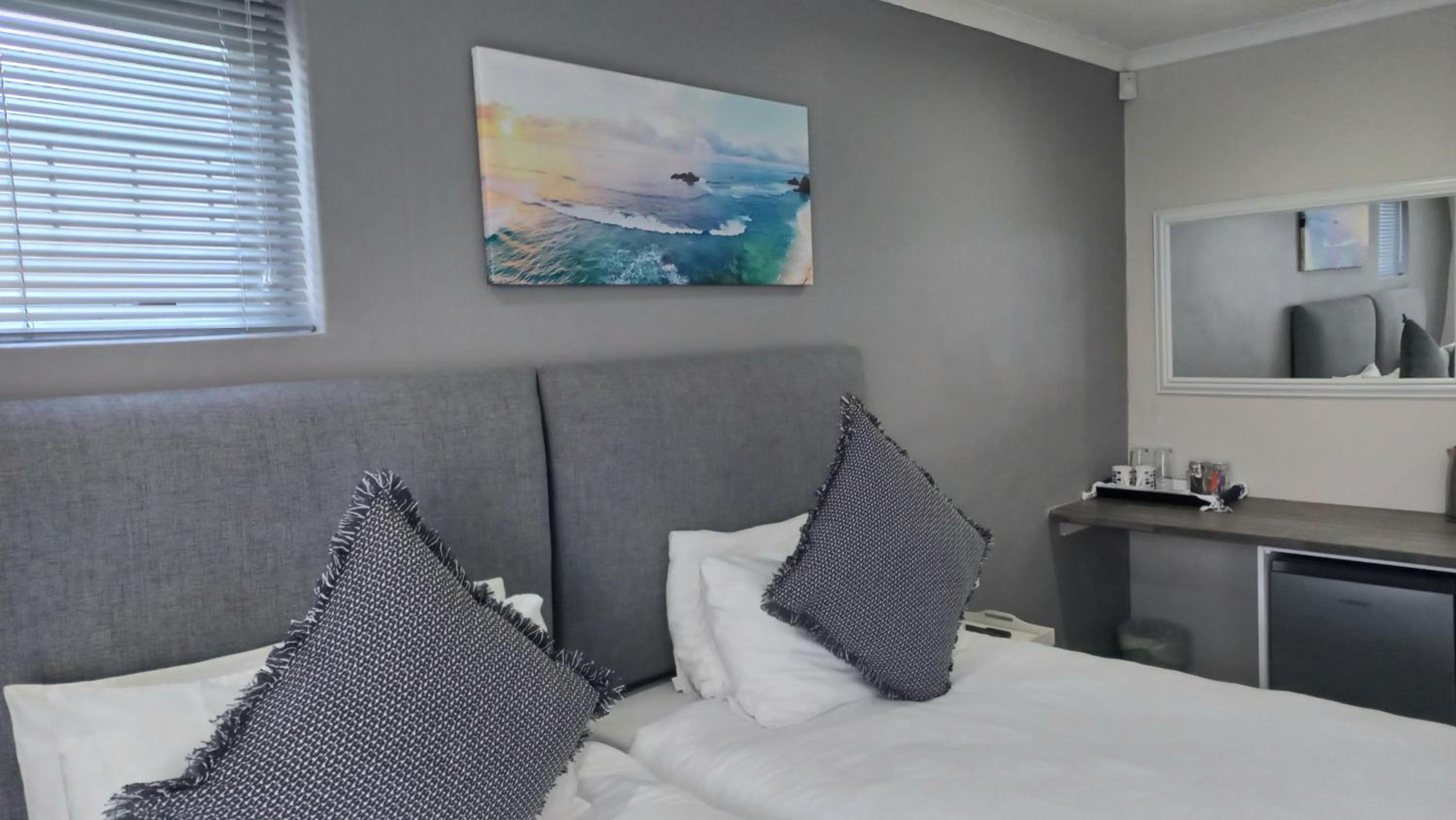 Double or Twin Room with Terrace photo 2