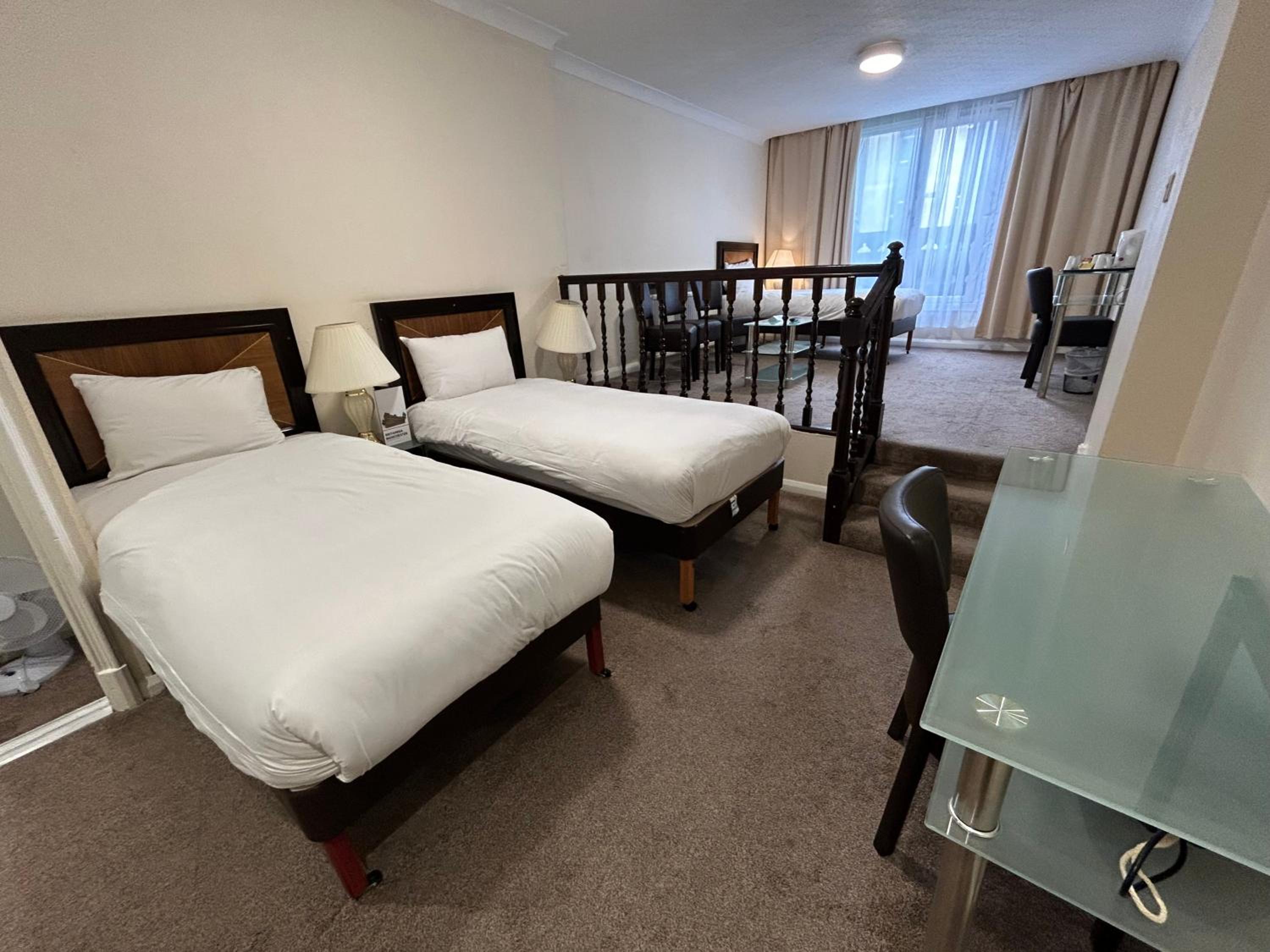 Triple Room - Photo 1