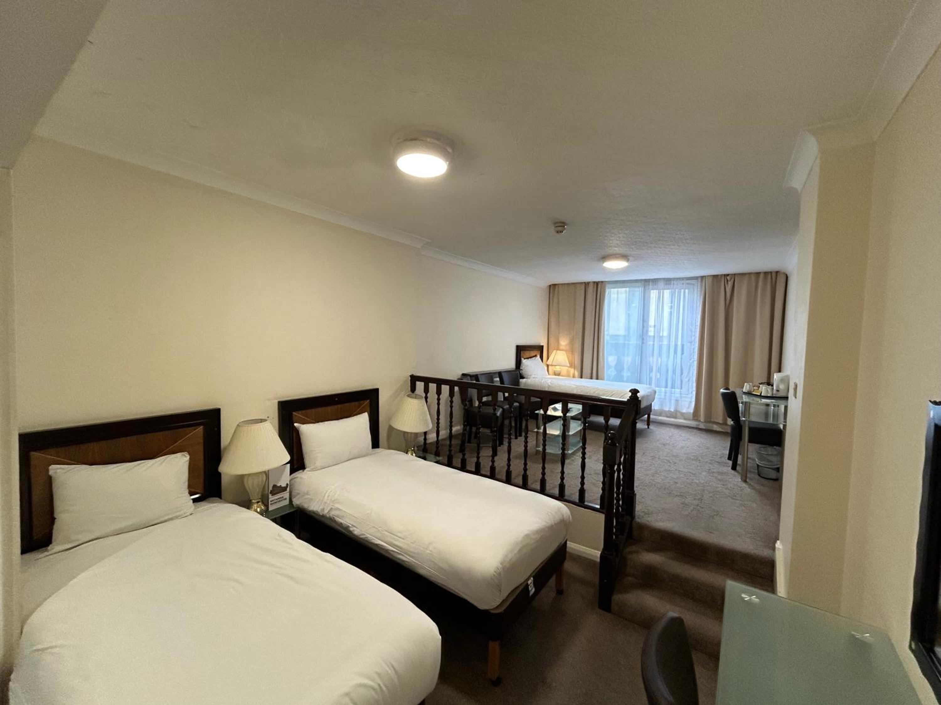 Triple Room - Photo 3