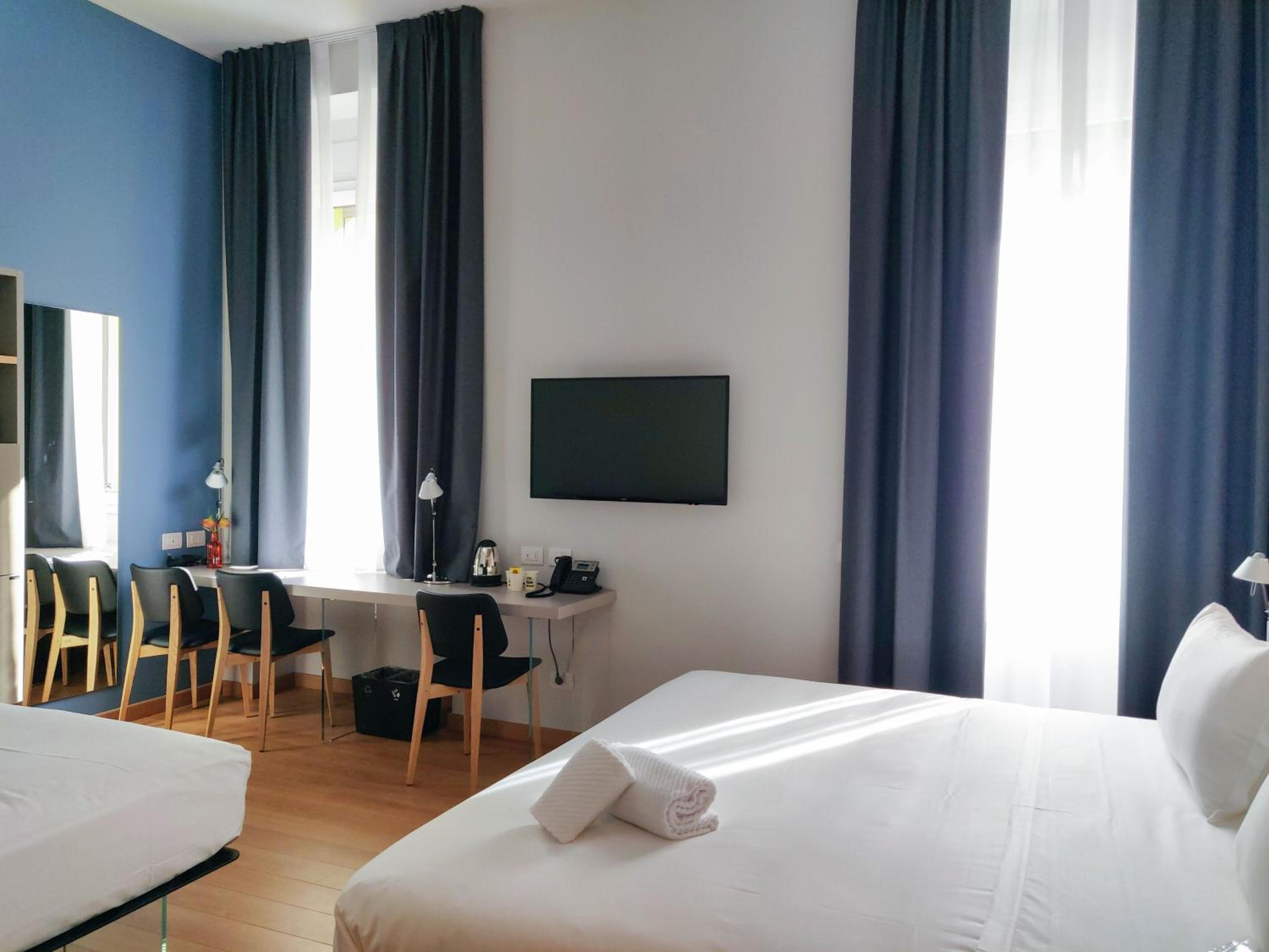 Wizard - Triple Room - FREE MINIBAR thumbnail 5