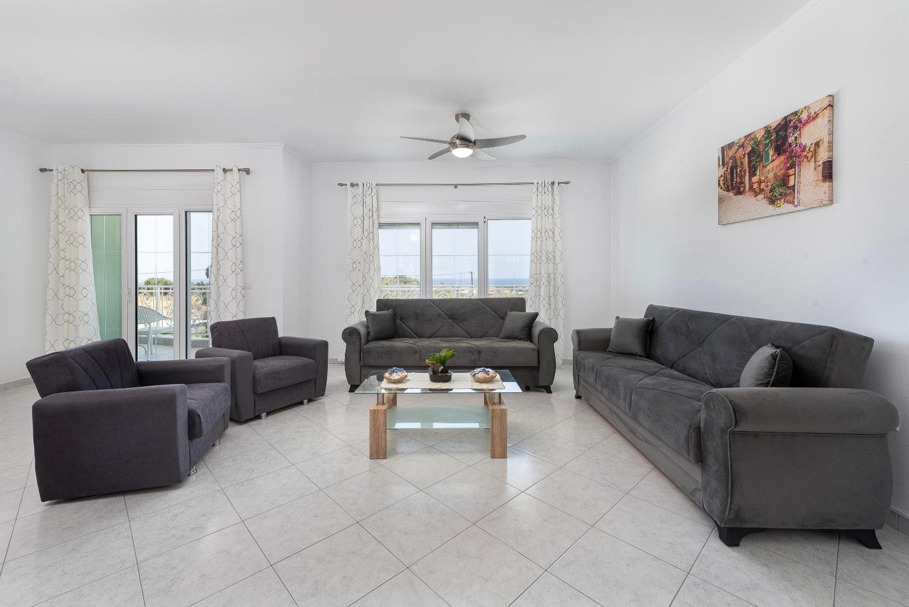 Three-Bedroom House photo 2
