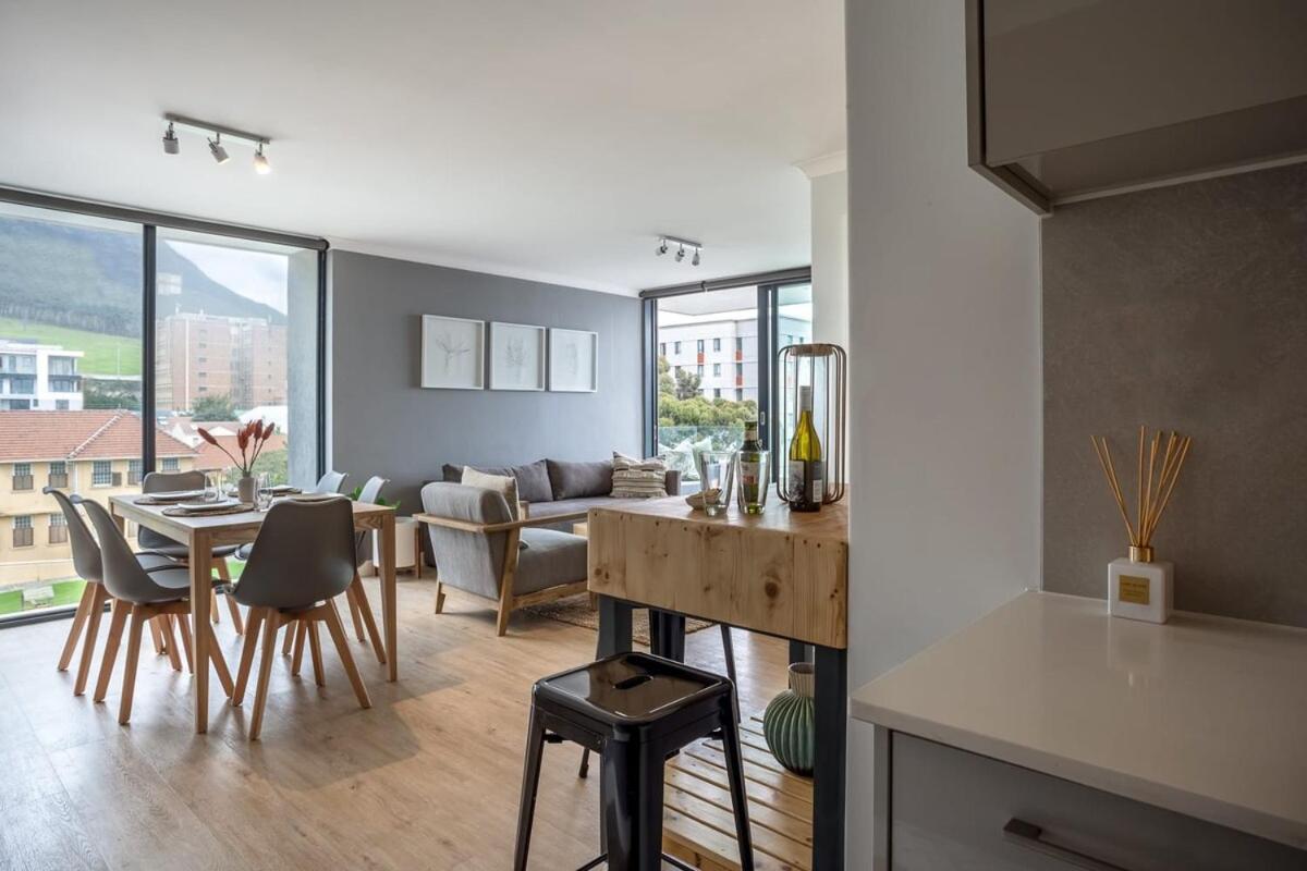 Two-Bedroom Apartment - Photo 8
