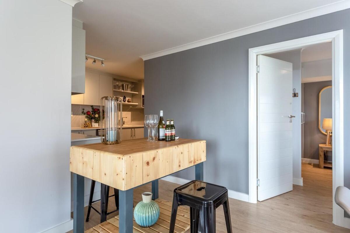 Two-Bedroom Apartment - Photo 36