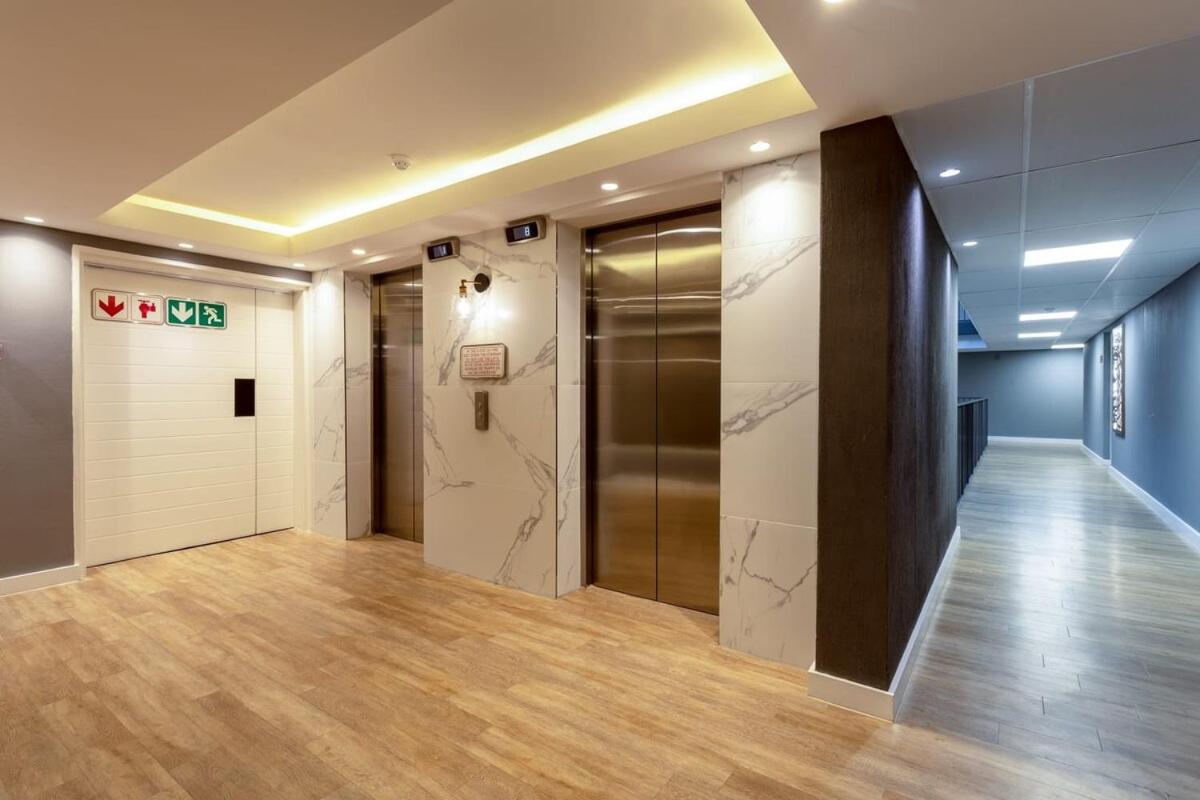 Two-Bedroom Apartment - Photo 31