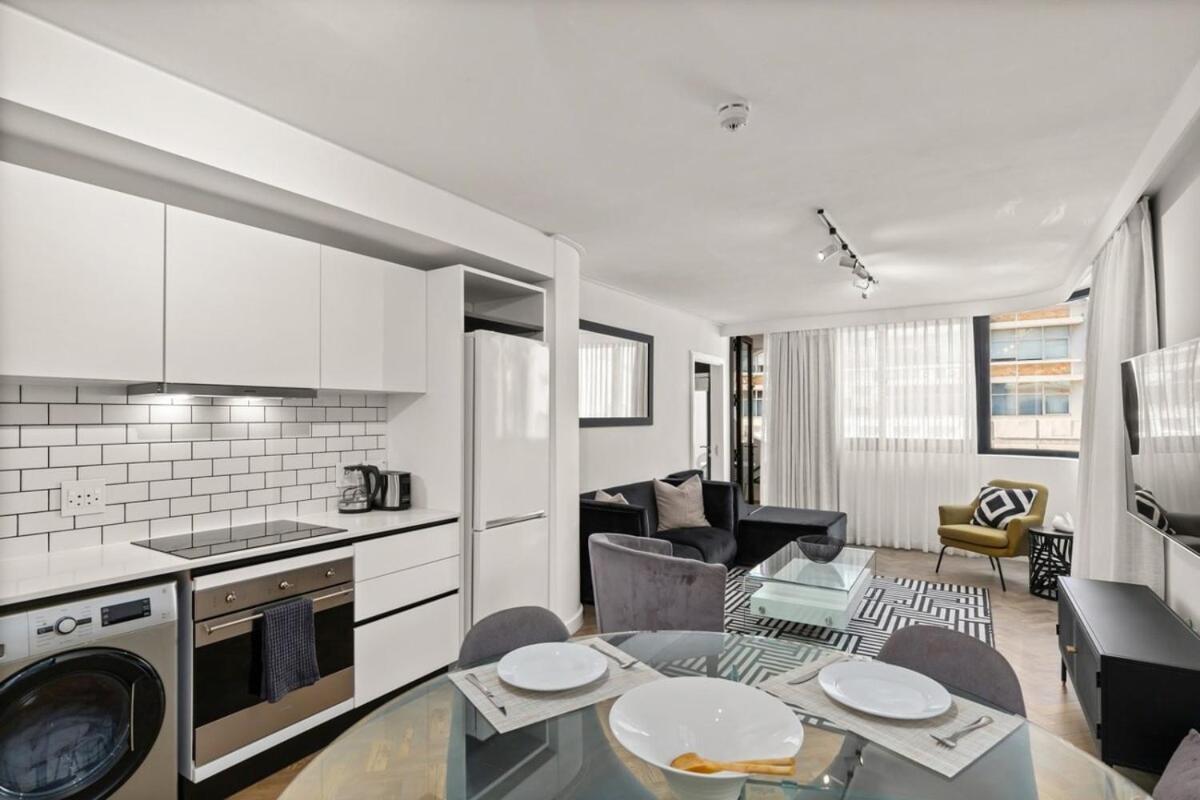 Two-Bedroom Apartment - Photo 6