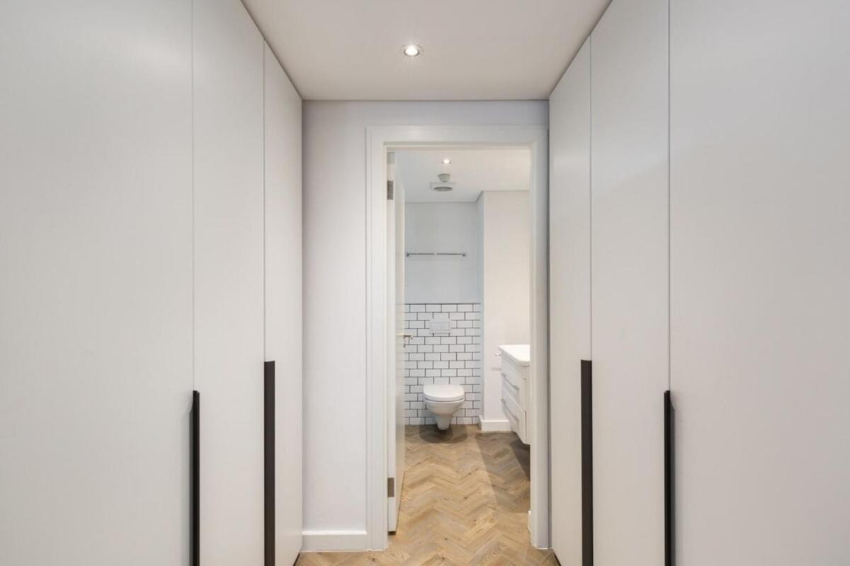 Two-Bedroom Apartment - Photo 26