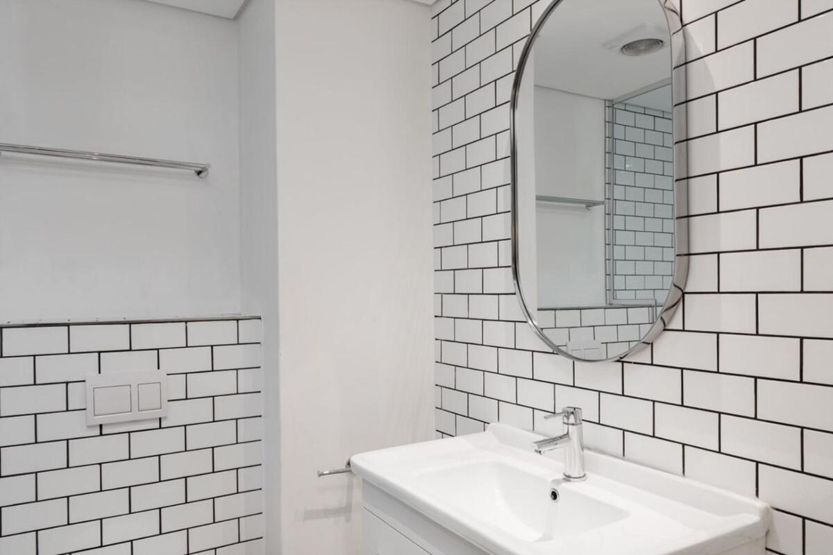 Two-Bedroom Apartment - Photo 35