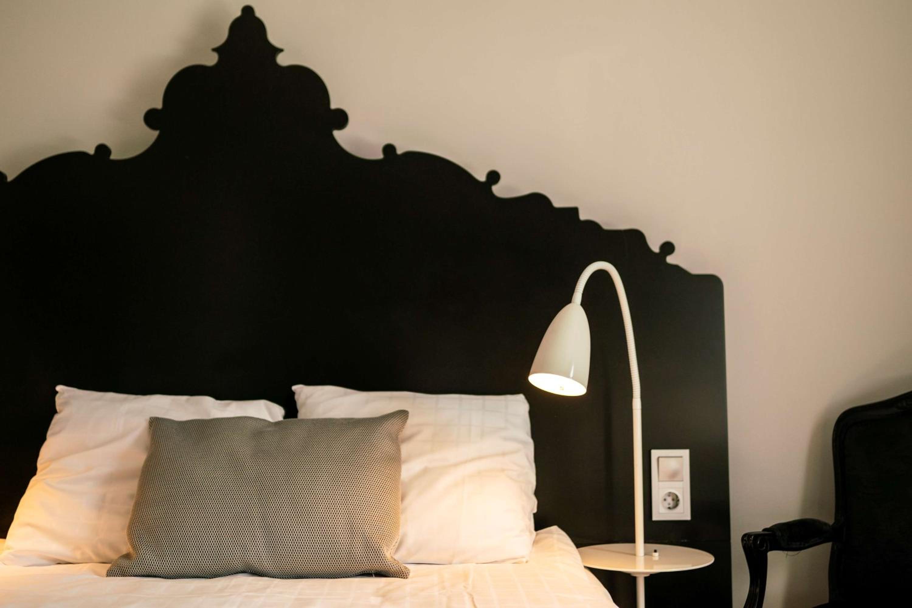 Standard Queen Room - Photo 4