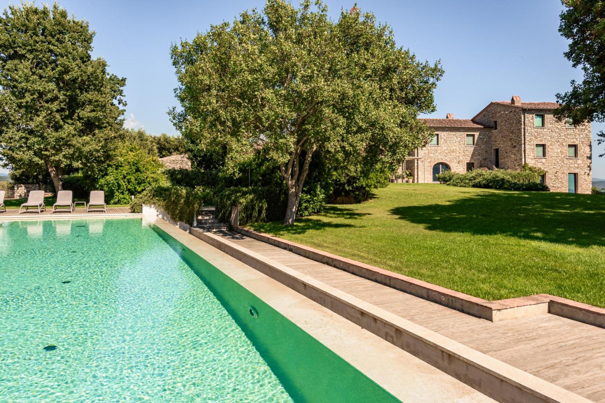 Deluxe Villa photo 2