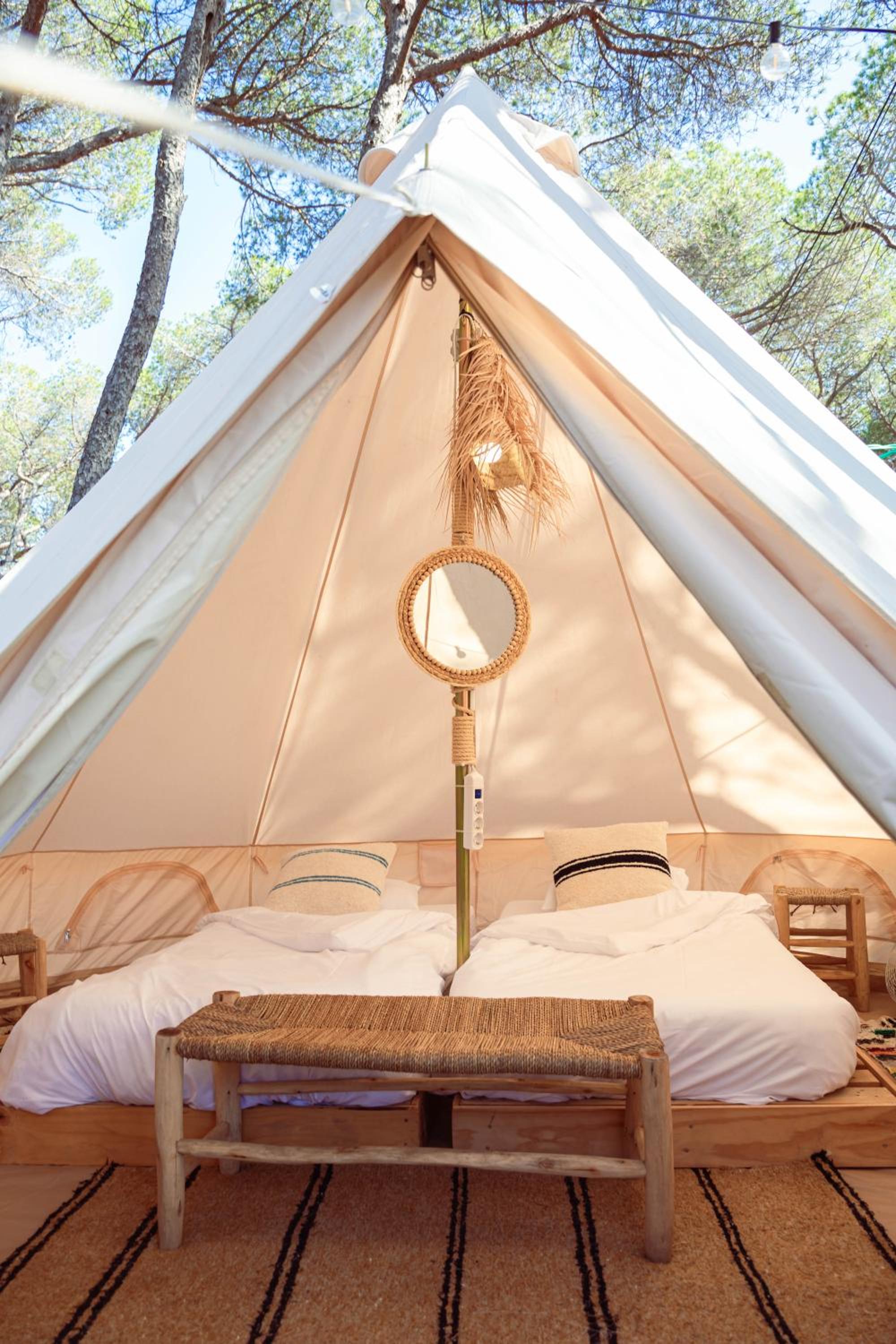 Tent - Photo 1
