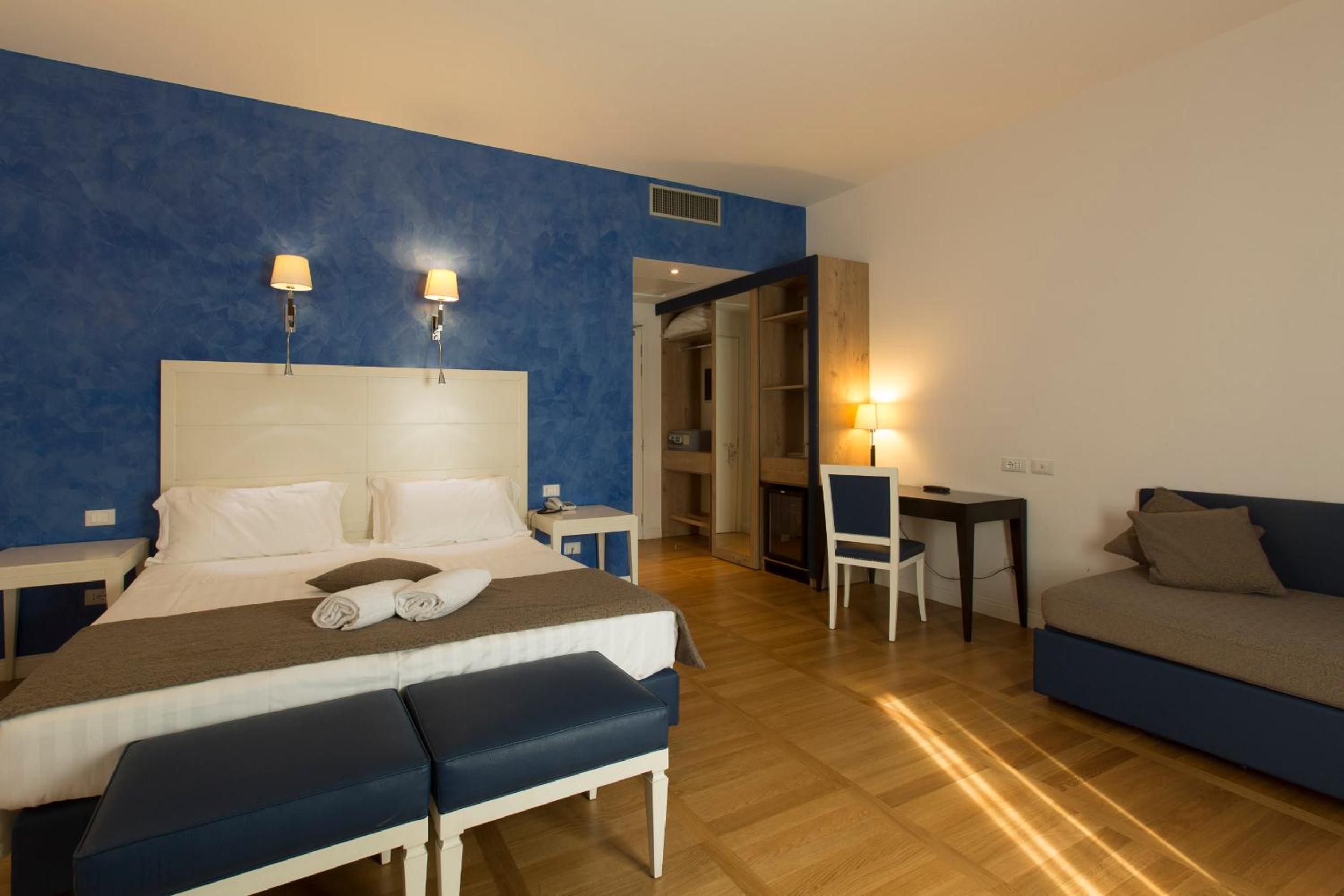 Deluxe Quadruple Room