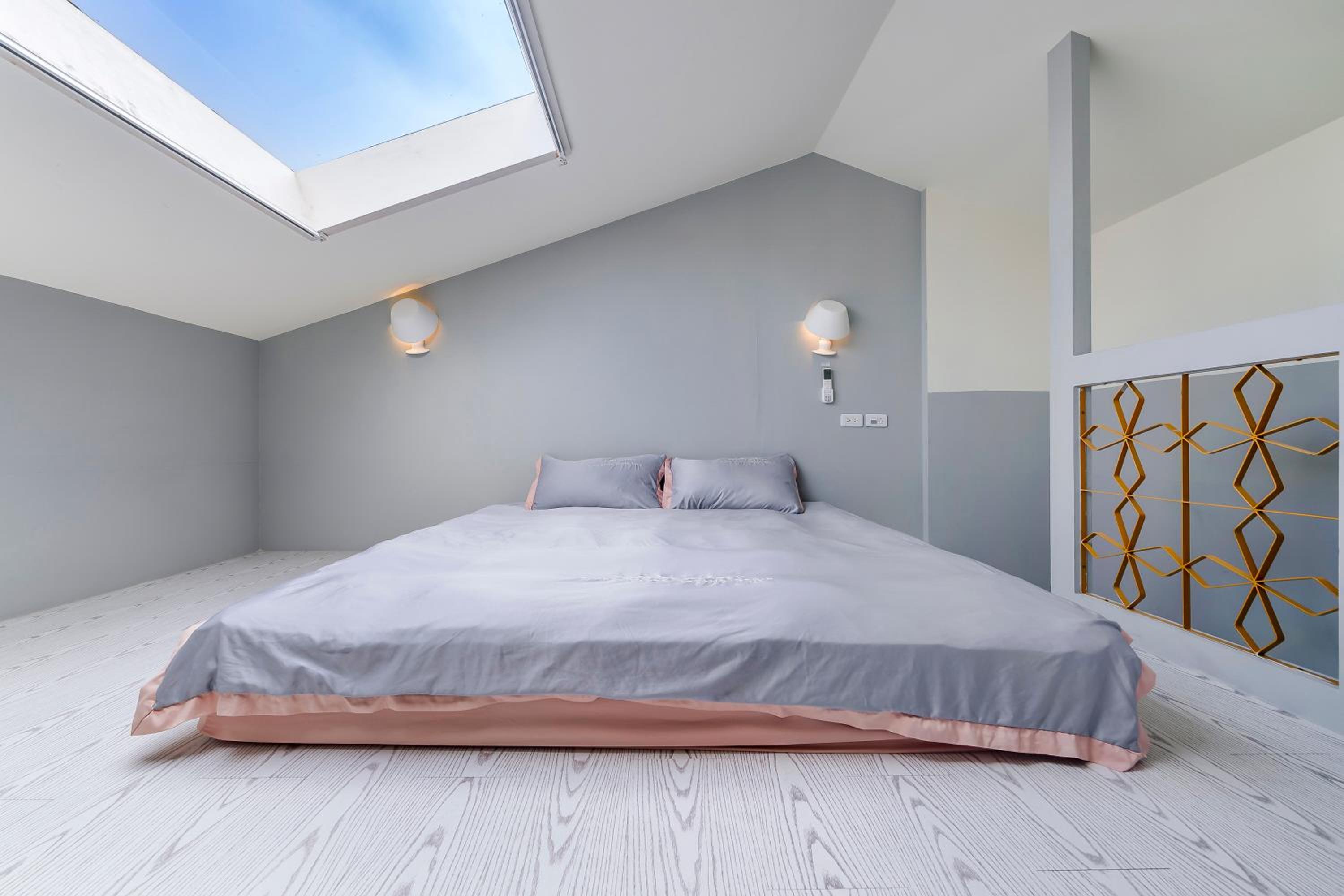 Deluxe Double Room With Balcony And Sea View - Photo 1