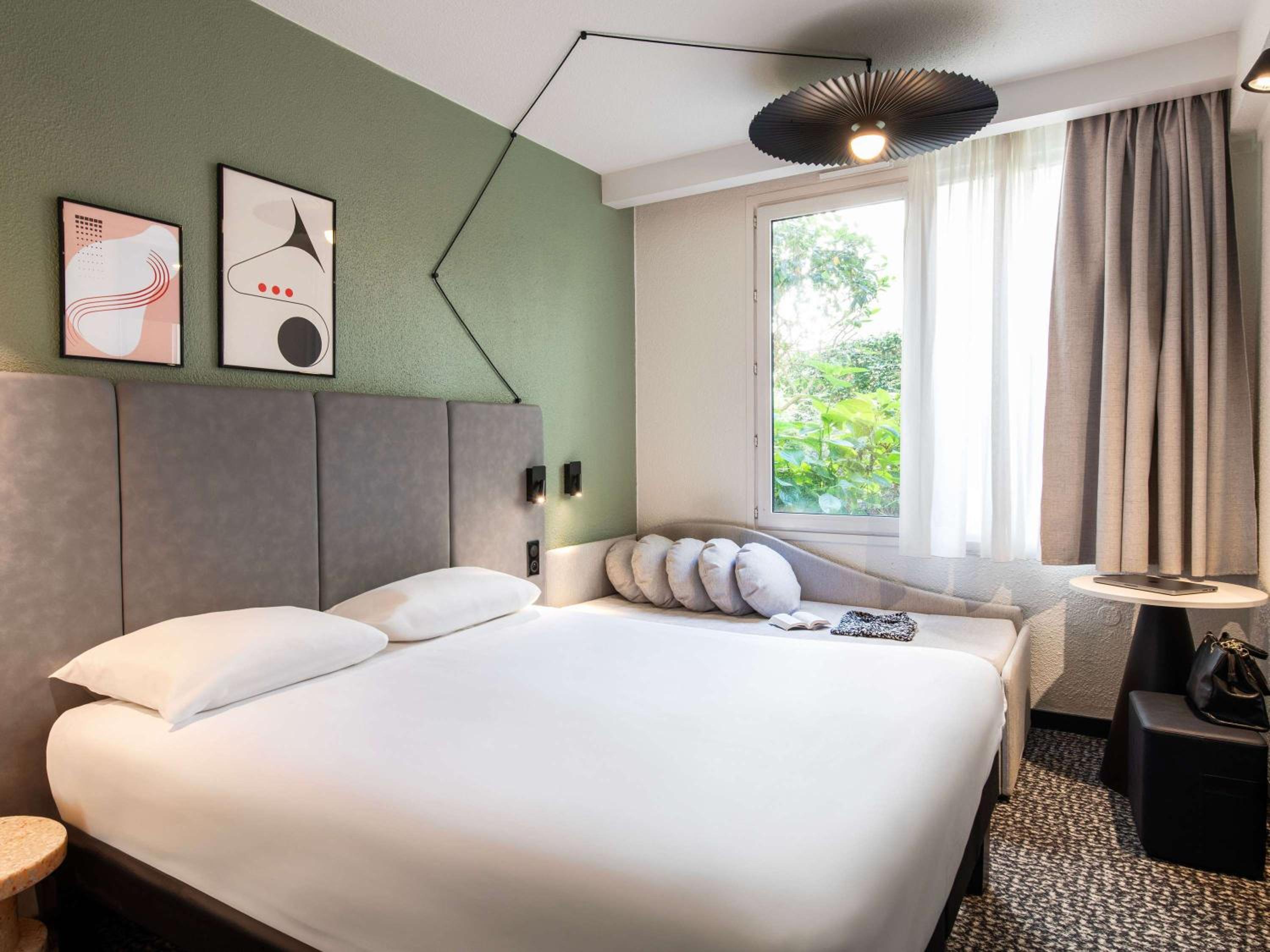 Standard Room with Two Single Beds photo 1