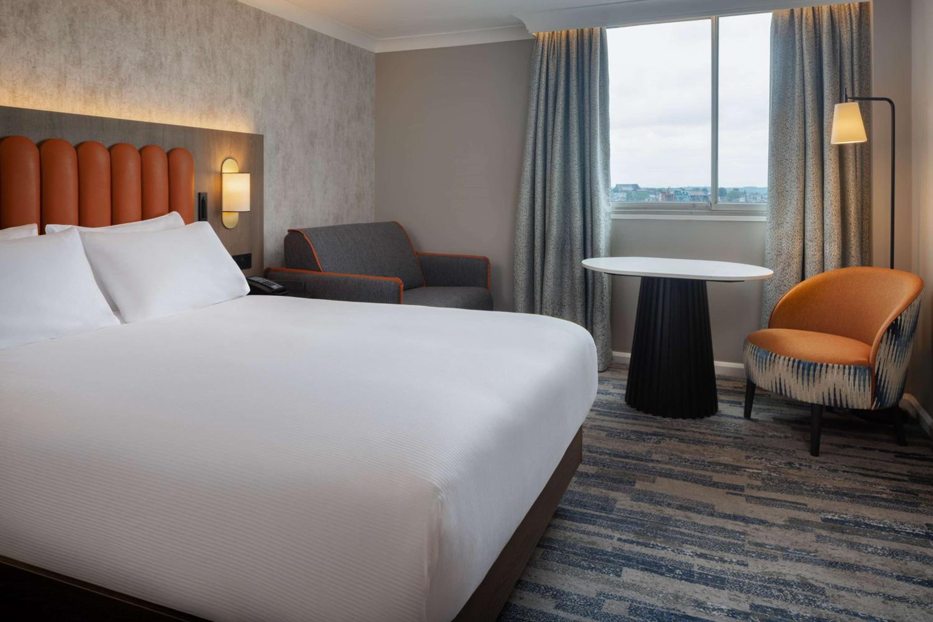 Premium Double Room with sofa bed - Photo 1