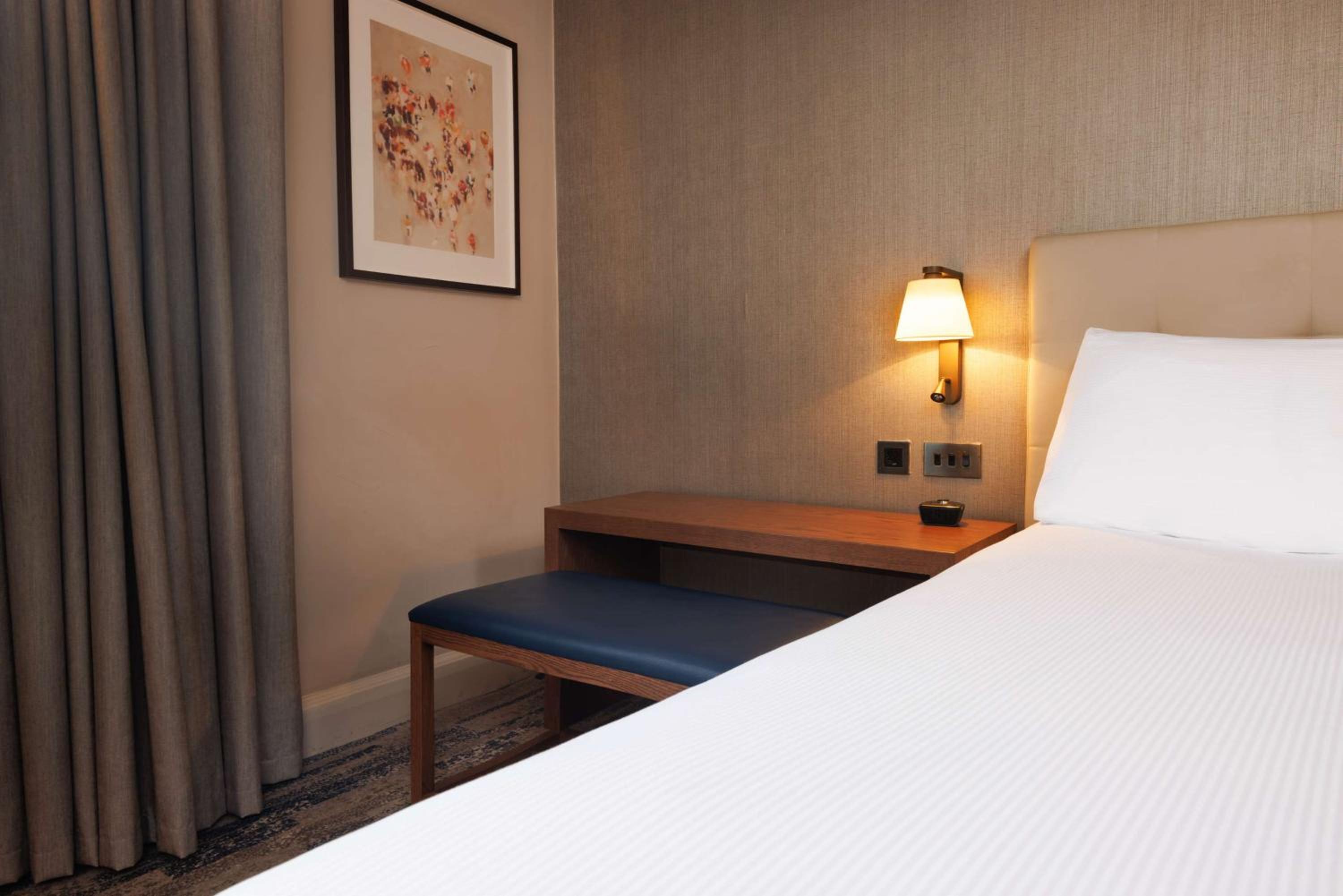Double Room - Photo 12