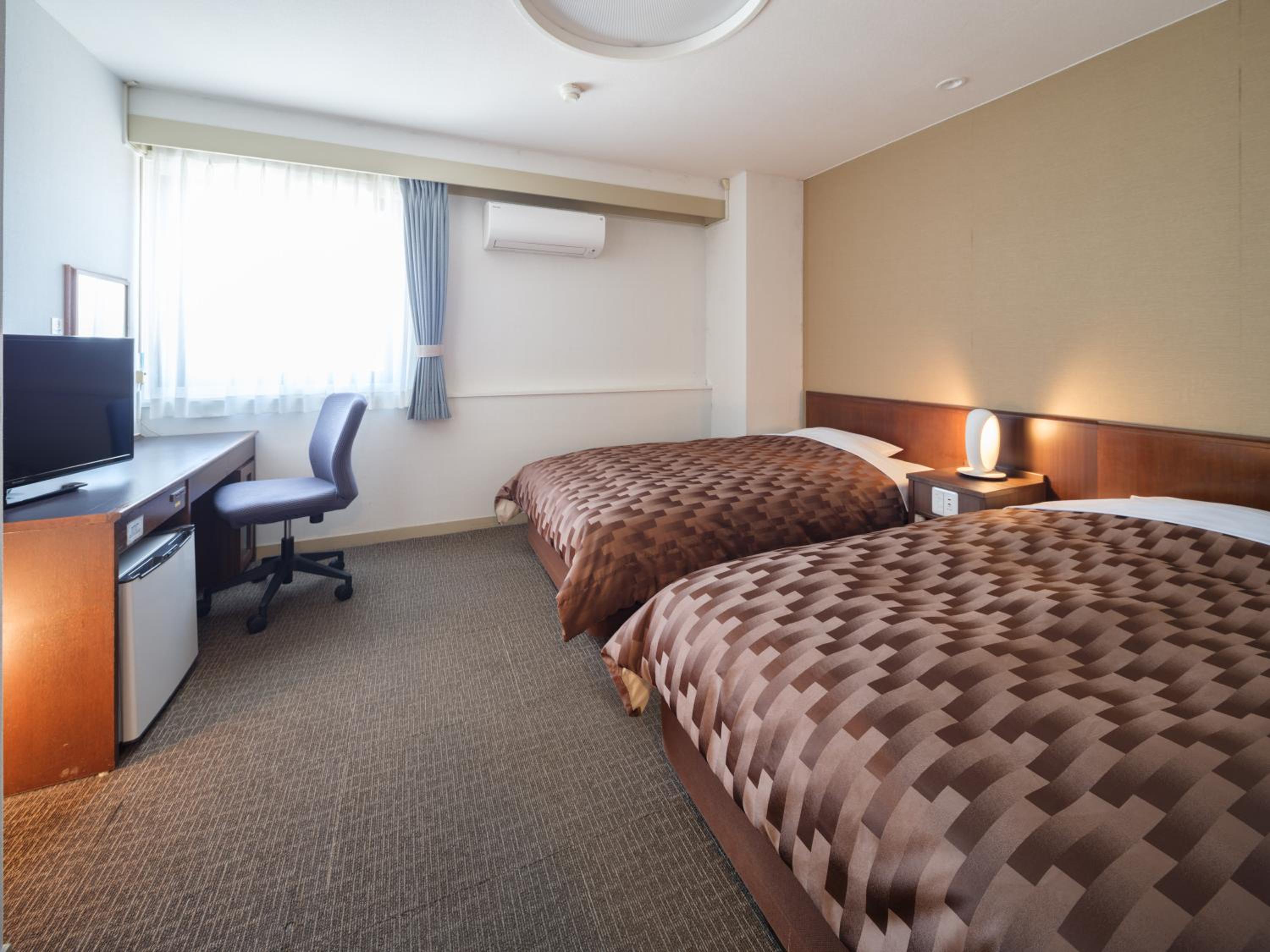 Standard Twin Room - Non-Smoking - Photo 1