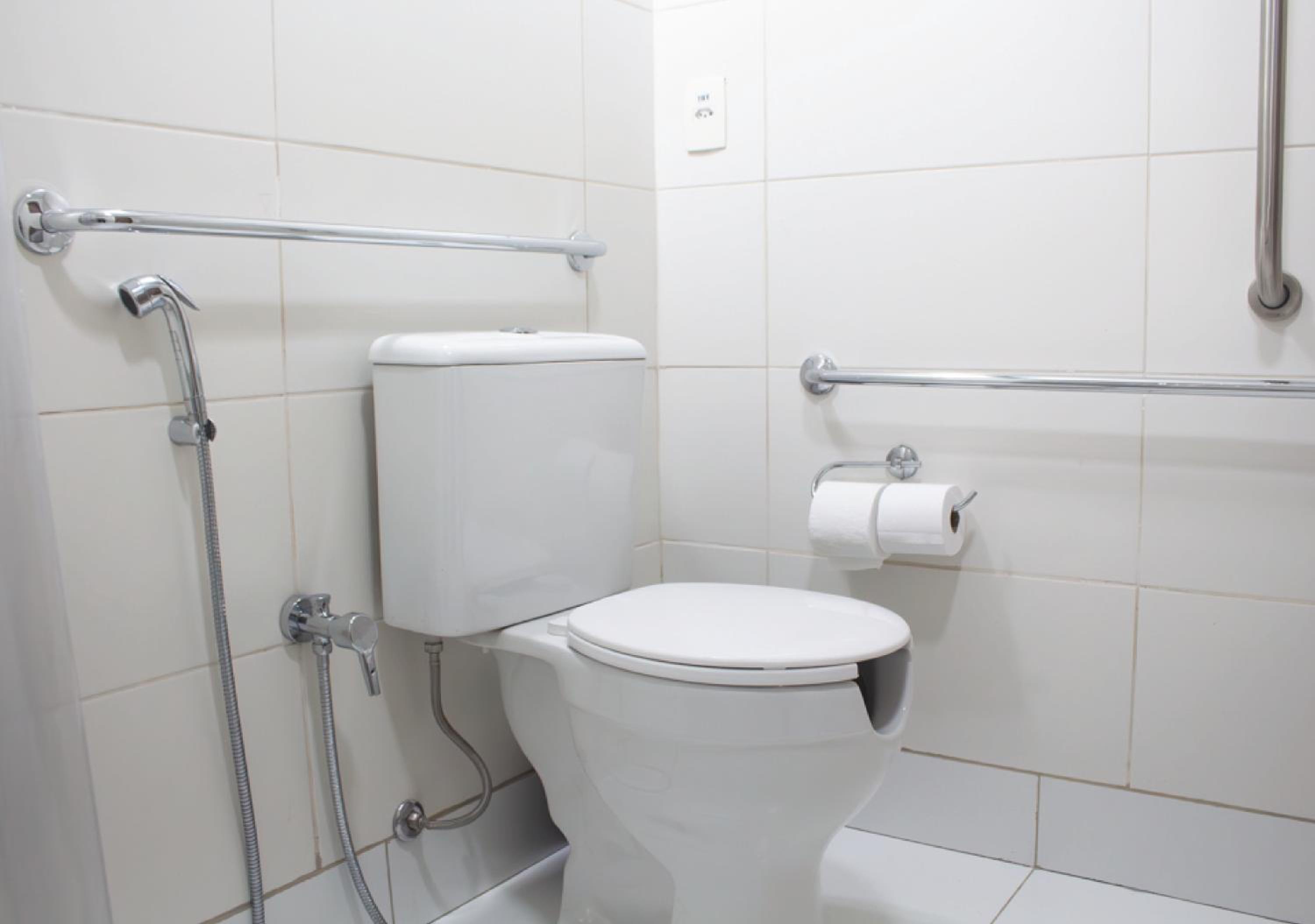 Single Room - Disability Access photo 3