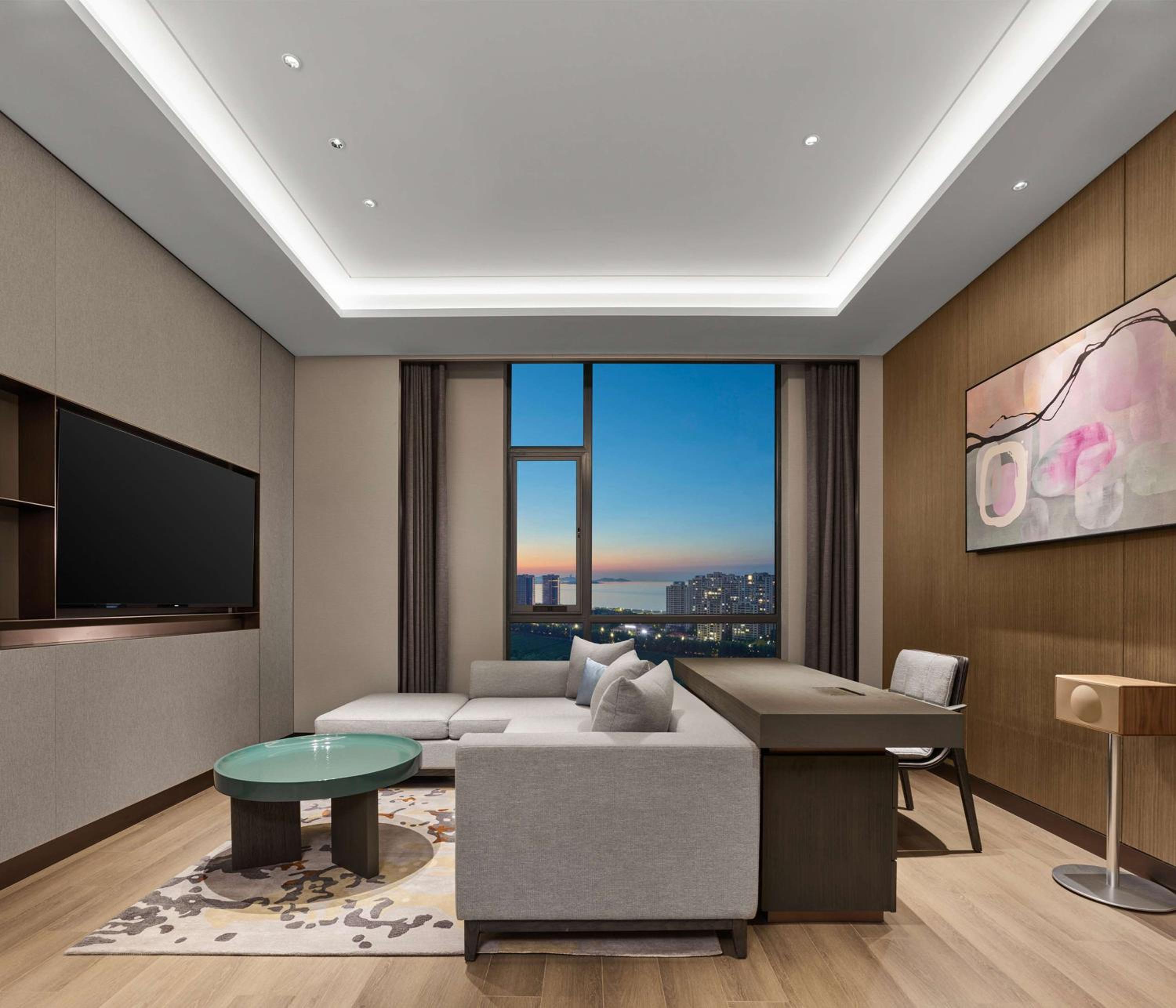 Premium King Suite - High Floor