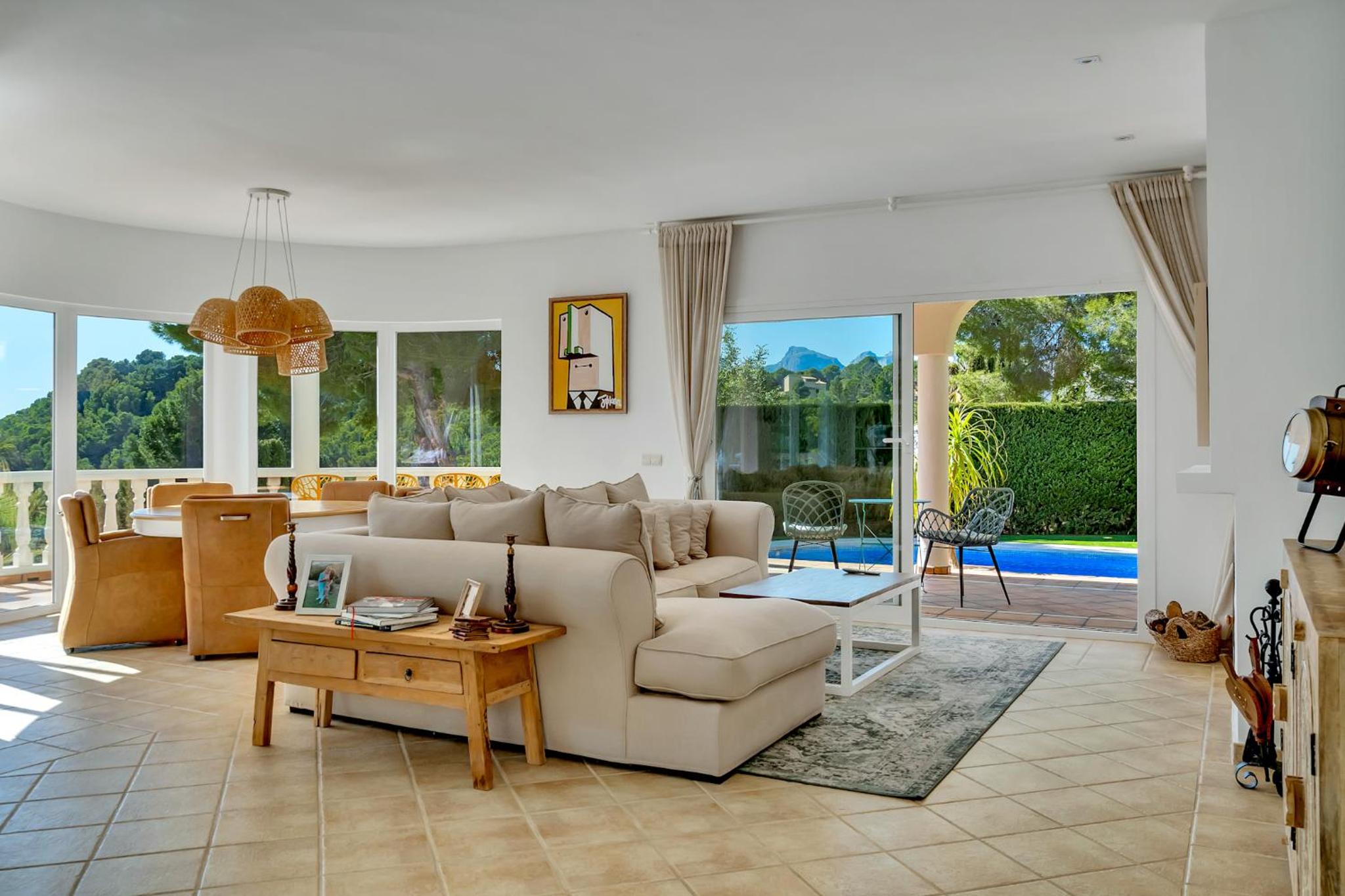 Villa de Tres Habitaciones